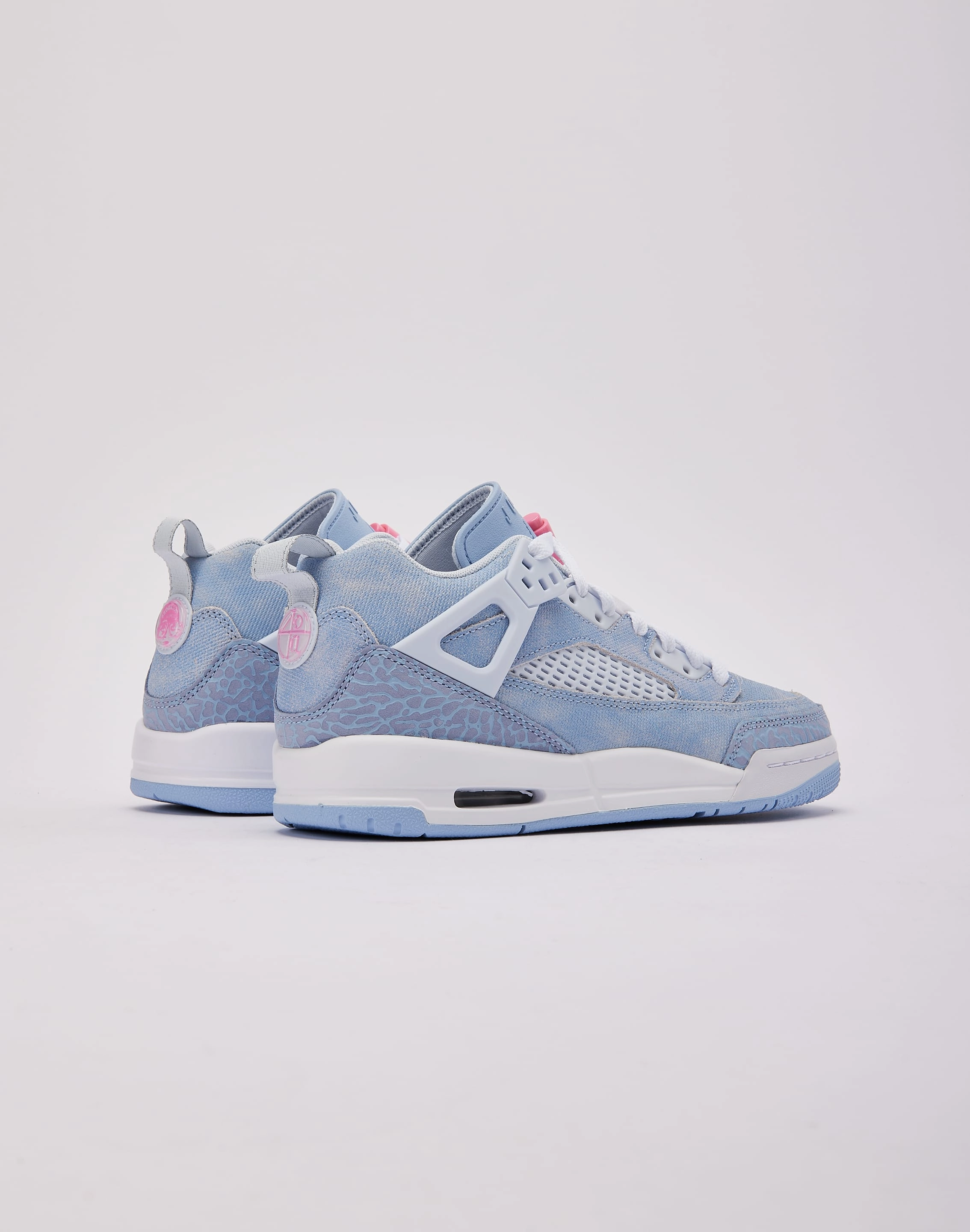 Jordan Spizike Low Grade-School RecycledComponent Slip Resistant