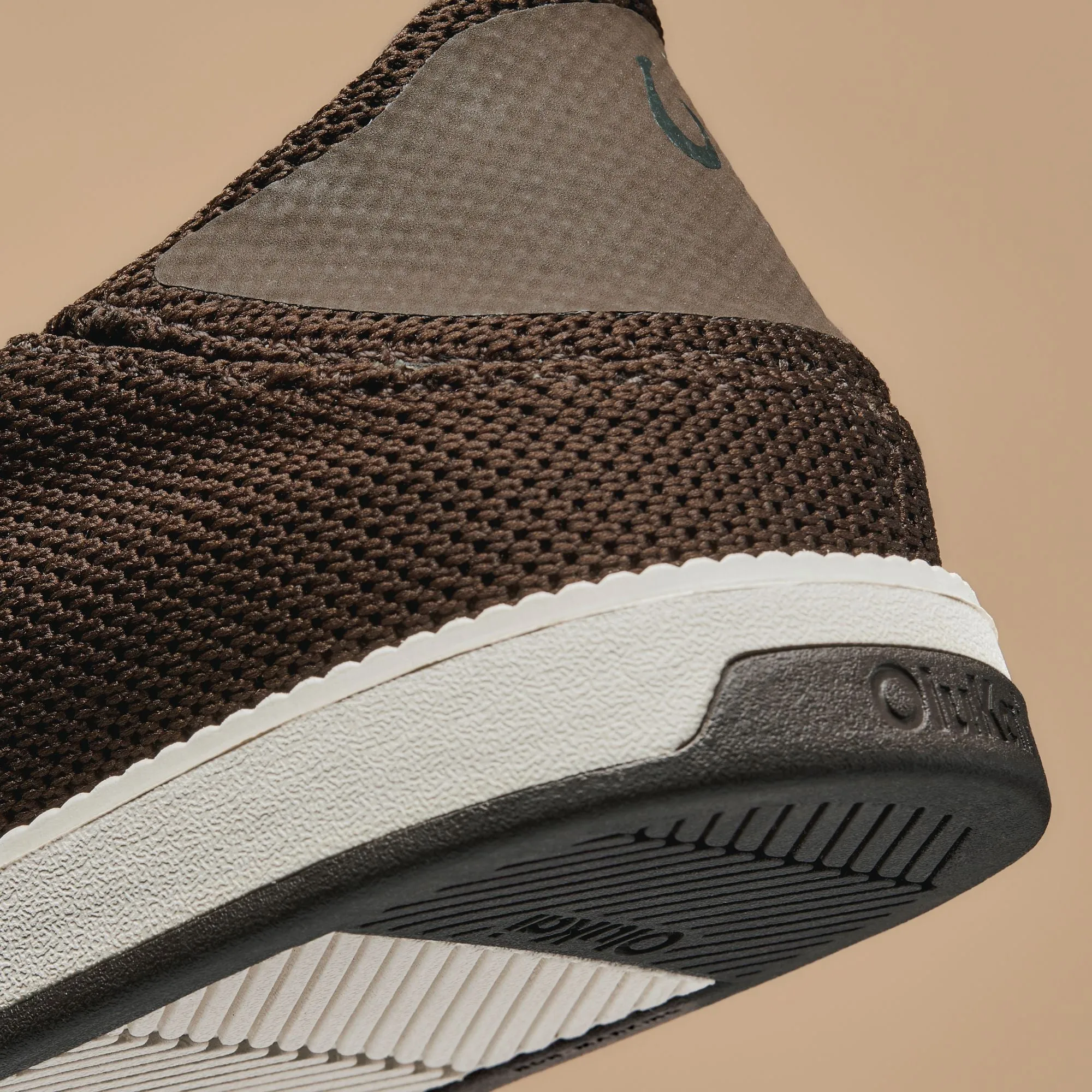 Slip Walk Style Easy Move Slip Kkaha Mesh - Dark Java