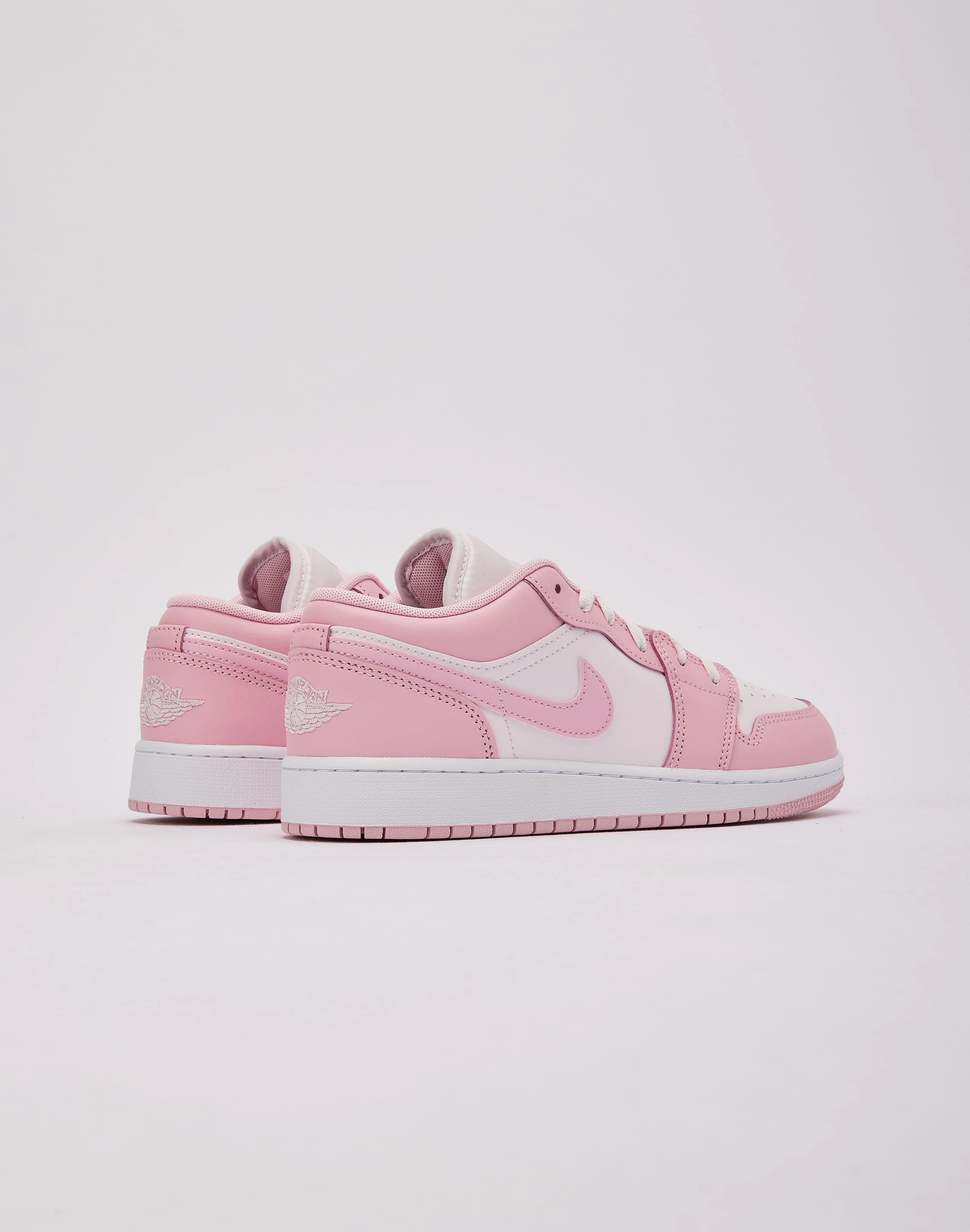 Sturdy Outsole LowProfileDesign Jordan Air Jordan 1 Low Grade-School