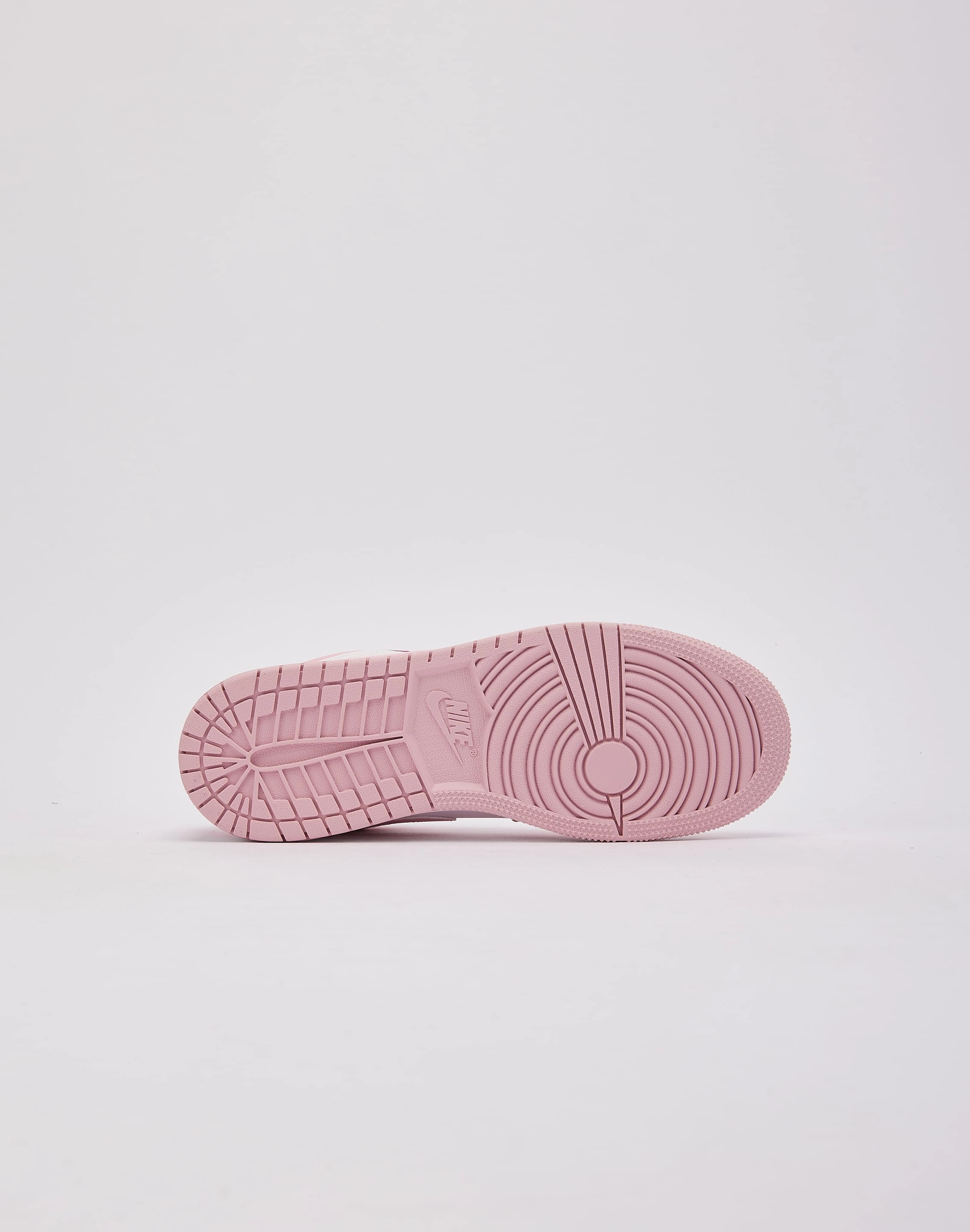 Jordan Air Jordan 1 Low Grade-School Kids' outdoor shoes