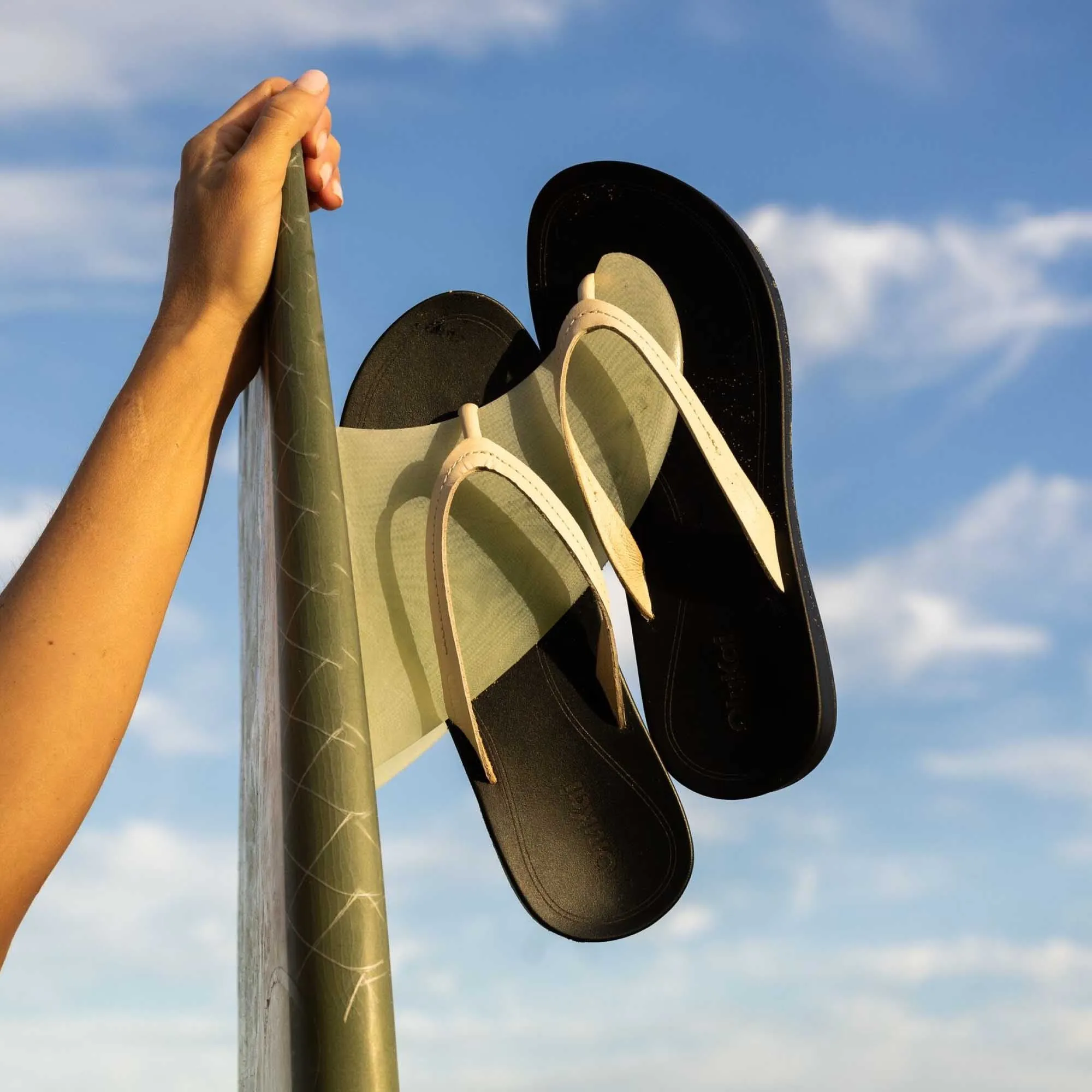 Lalahi - Tapa / Lava Rock Firm Step Seaside Stroll