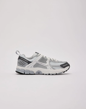 shock - absorbing comfort Nike Zoom Vomero 5 Grade-School