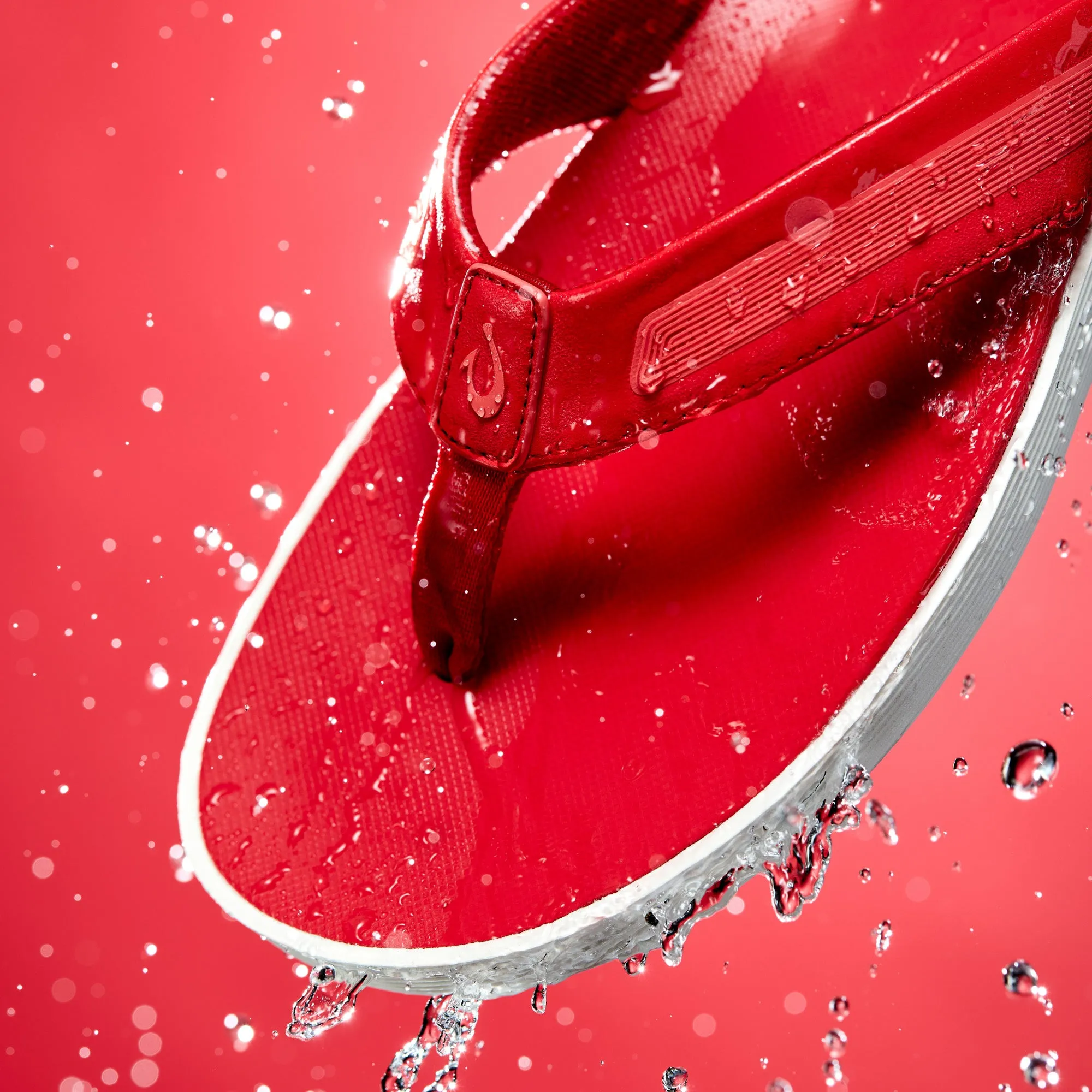 Leeward - Red Lava Balanced Design All Daywear