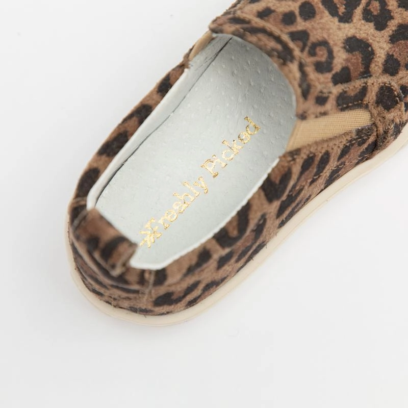 Sock Like Fit Leopard Classic Slip On