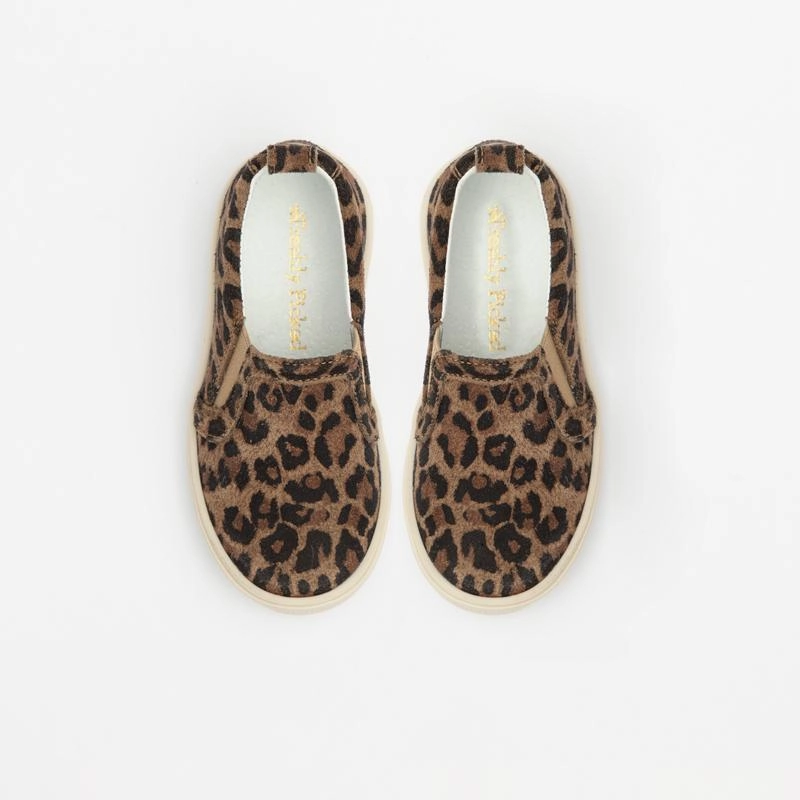 Smooth ride Ergonomic Footbed Leopard Classic Slip On