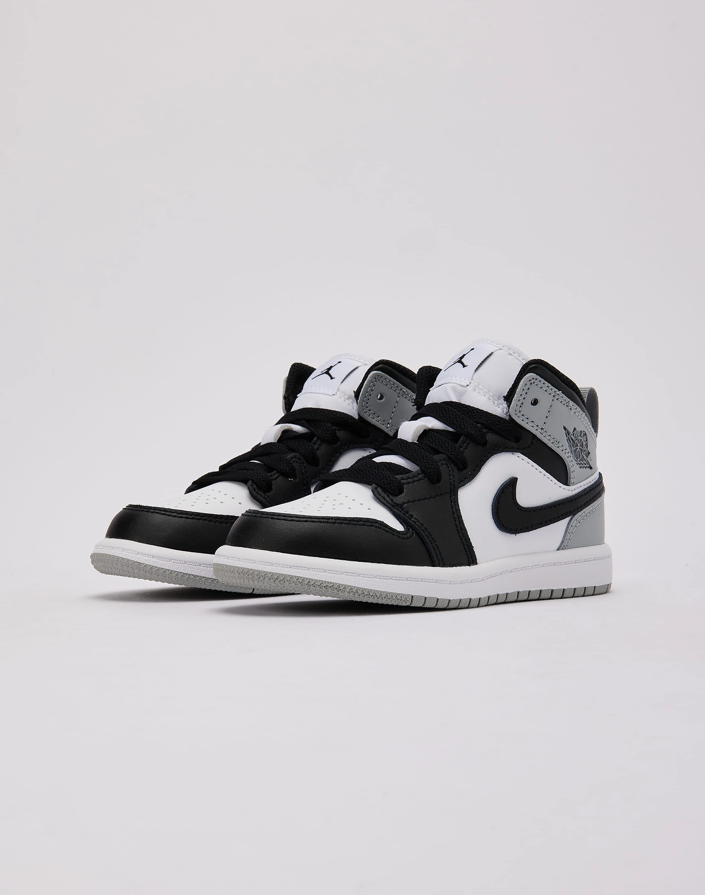 Comfortable Footbed Low - top kids' shoes Jordan Air Jordan 1 Mid Pre-School