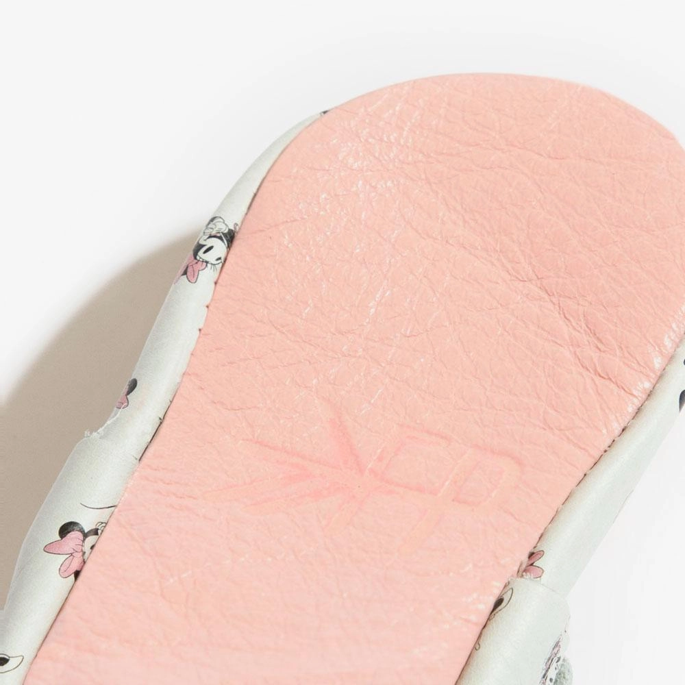 All About Minnie City Baby Shoe Slip Resistant Tread Pattern
