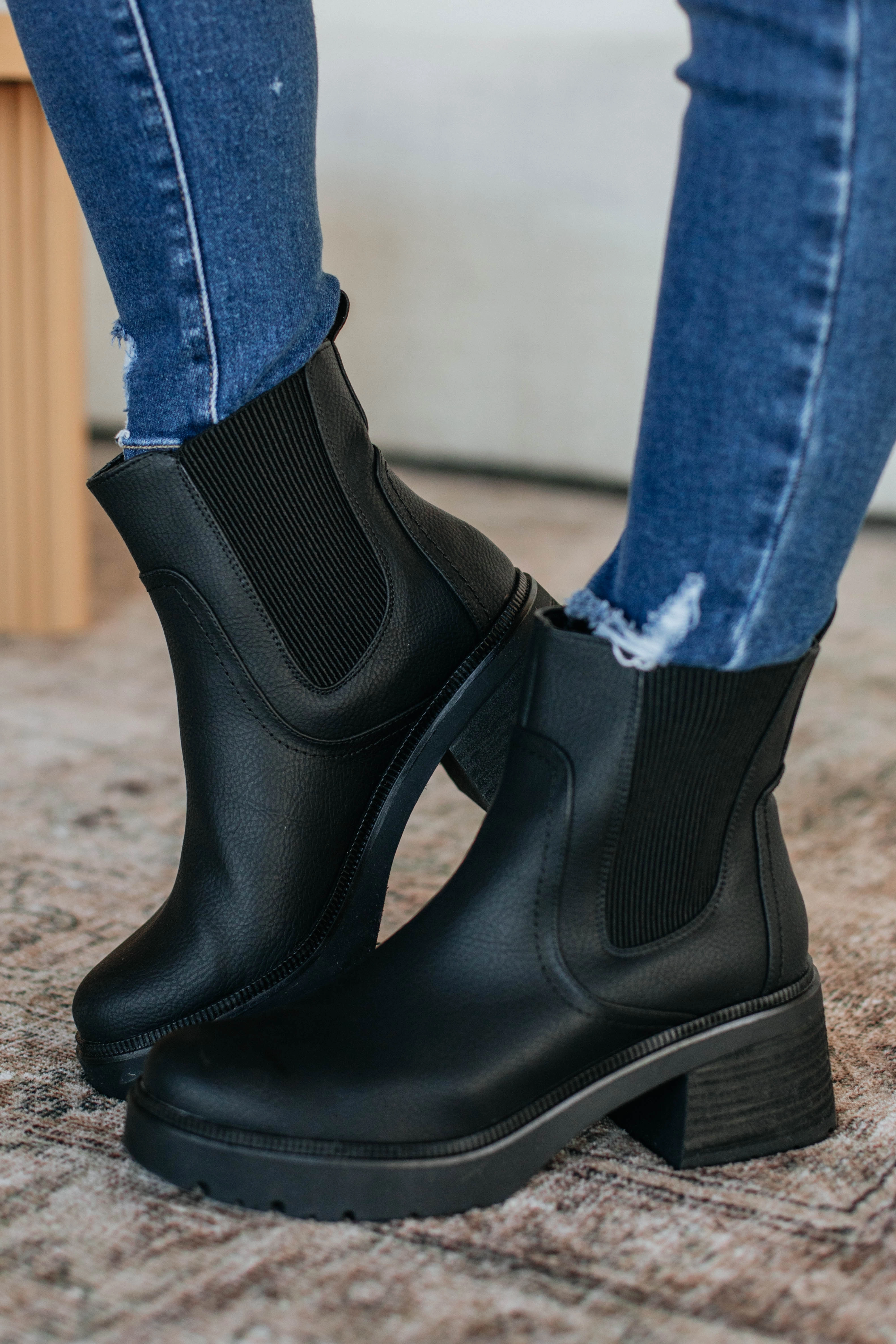 Making My Choice Boots - Black Viral Pop Eva Midsole