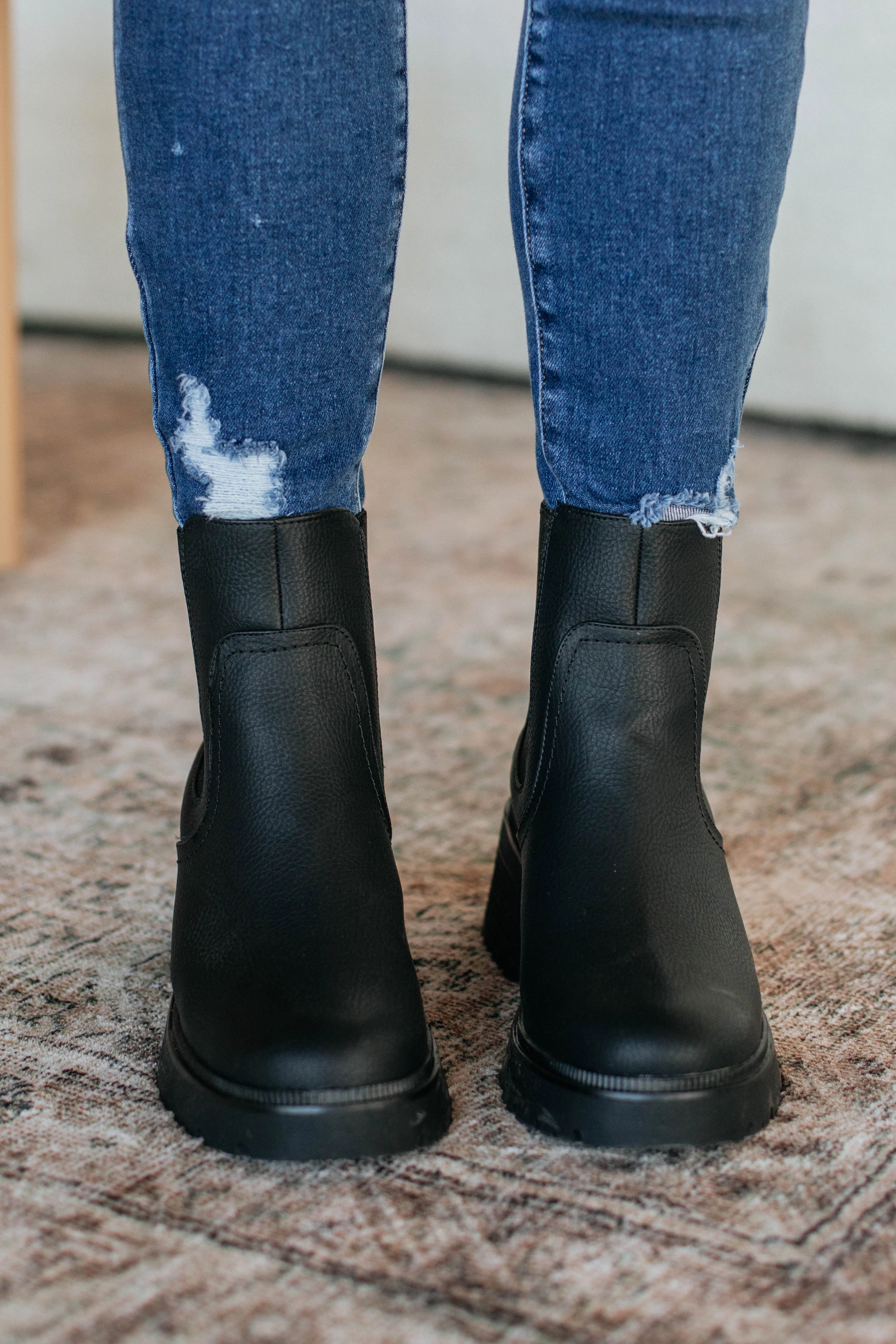 Making My Choice Boots - Black Comfort Padding