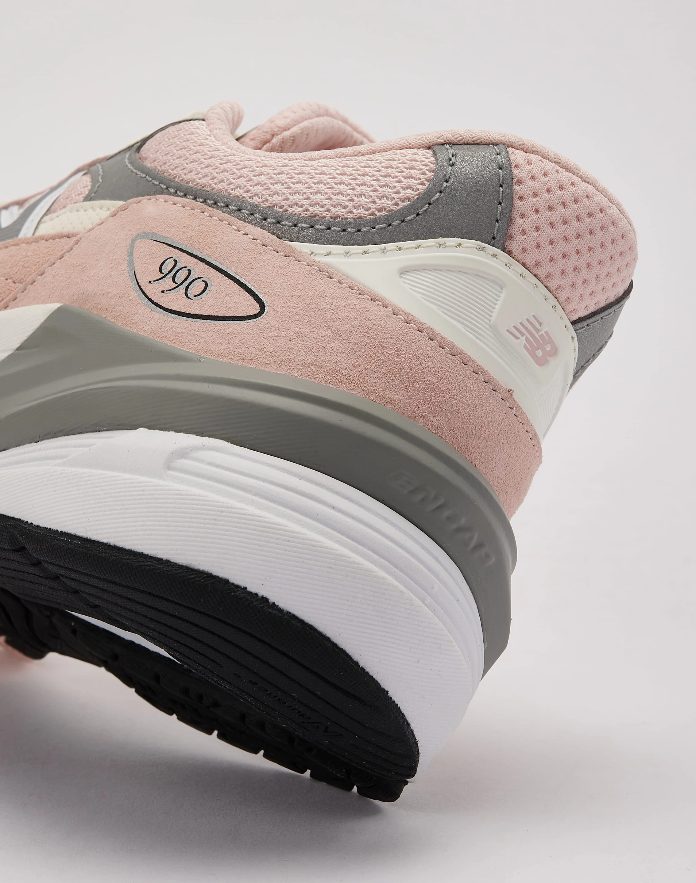 flat surface running practical gear New Balance 990v6 Grade-School