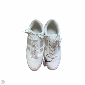Shoes Sneakers By Clothes Mentor In White, Size: 9 Shock Absorbing Foam