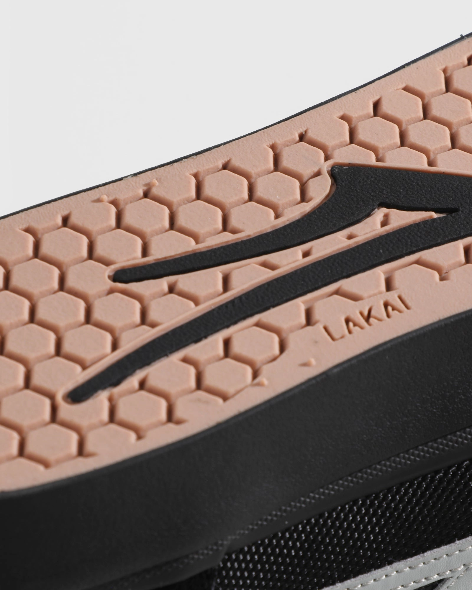 Durable Build Minimalist Fans Manchester - Black/Black Suede