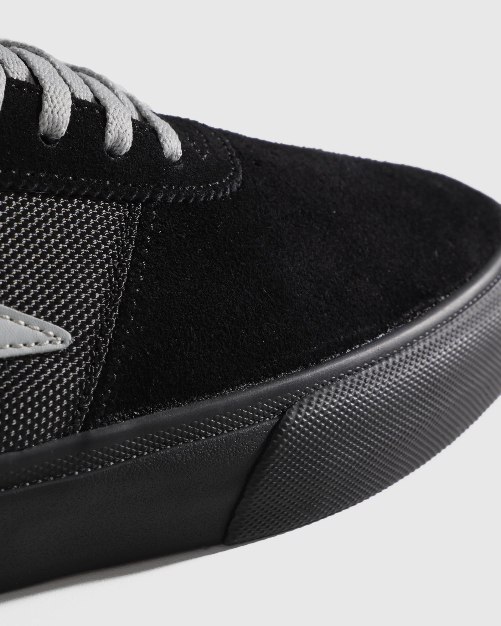 Retro Mood Manchester - Black/Black Suede