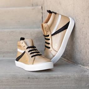 Wear Resistant Outsole Arch Support Technology Platinum High Top Sneaker