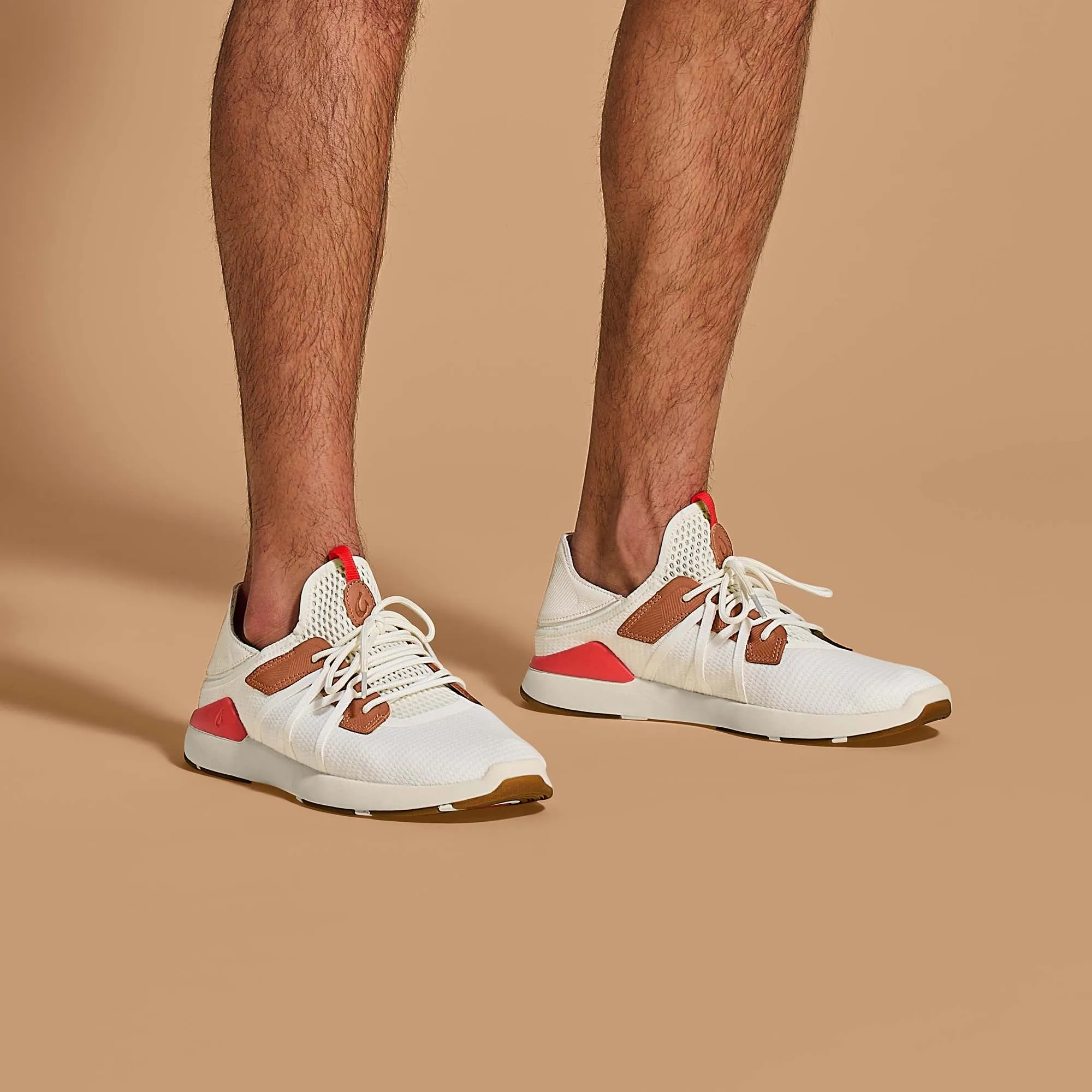 Mio L  - Bright White / Red Lava Responsive Cushion Tech