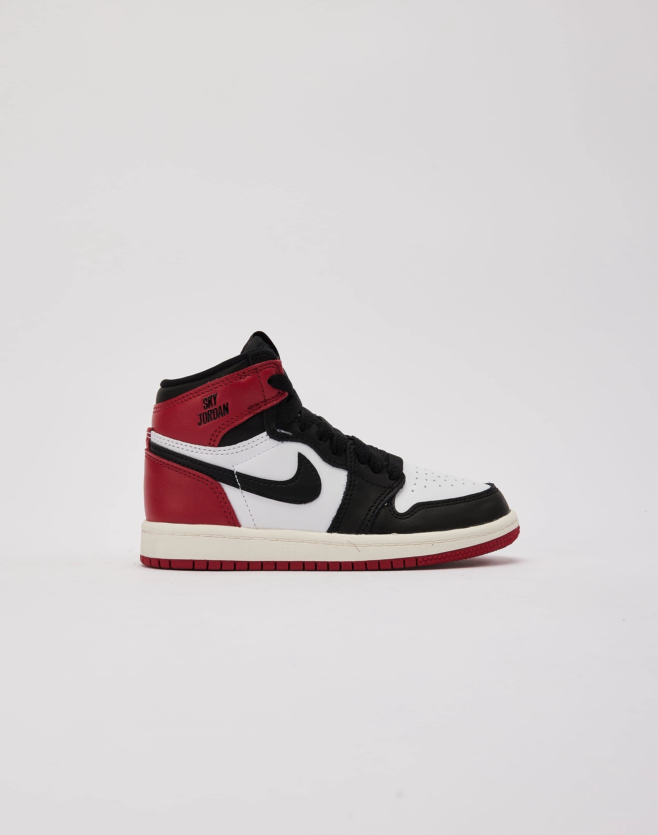 Jordan Air Jordan 1 Retro High OG 'Black Toe Reimagined' Pre-School Narrow - fit kids' shoes Waterproof Protection