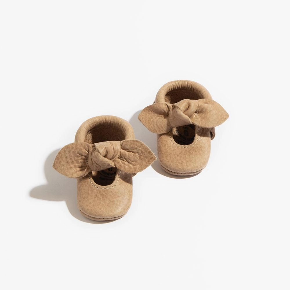 Adjustable Straps Breathable Insole Design Newborn Weathered Brown Knotted Bow Baby Shoe