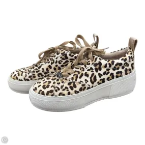 Hexagonal Grip Tread Shoes Sneakers By J Slides In Animal Print, Size: 8.5
