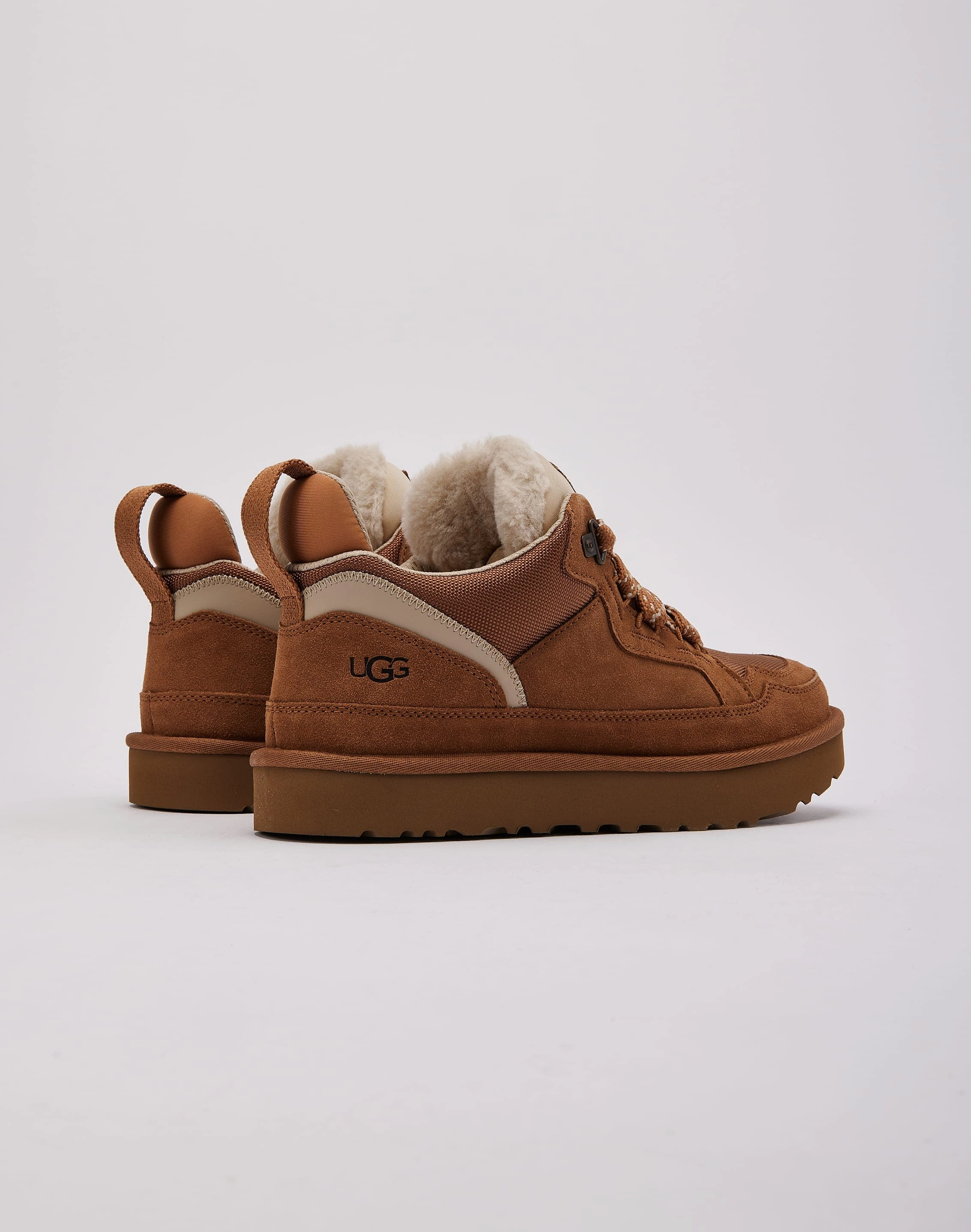 Casual Move Coastal vibe UGG Lowmel