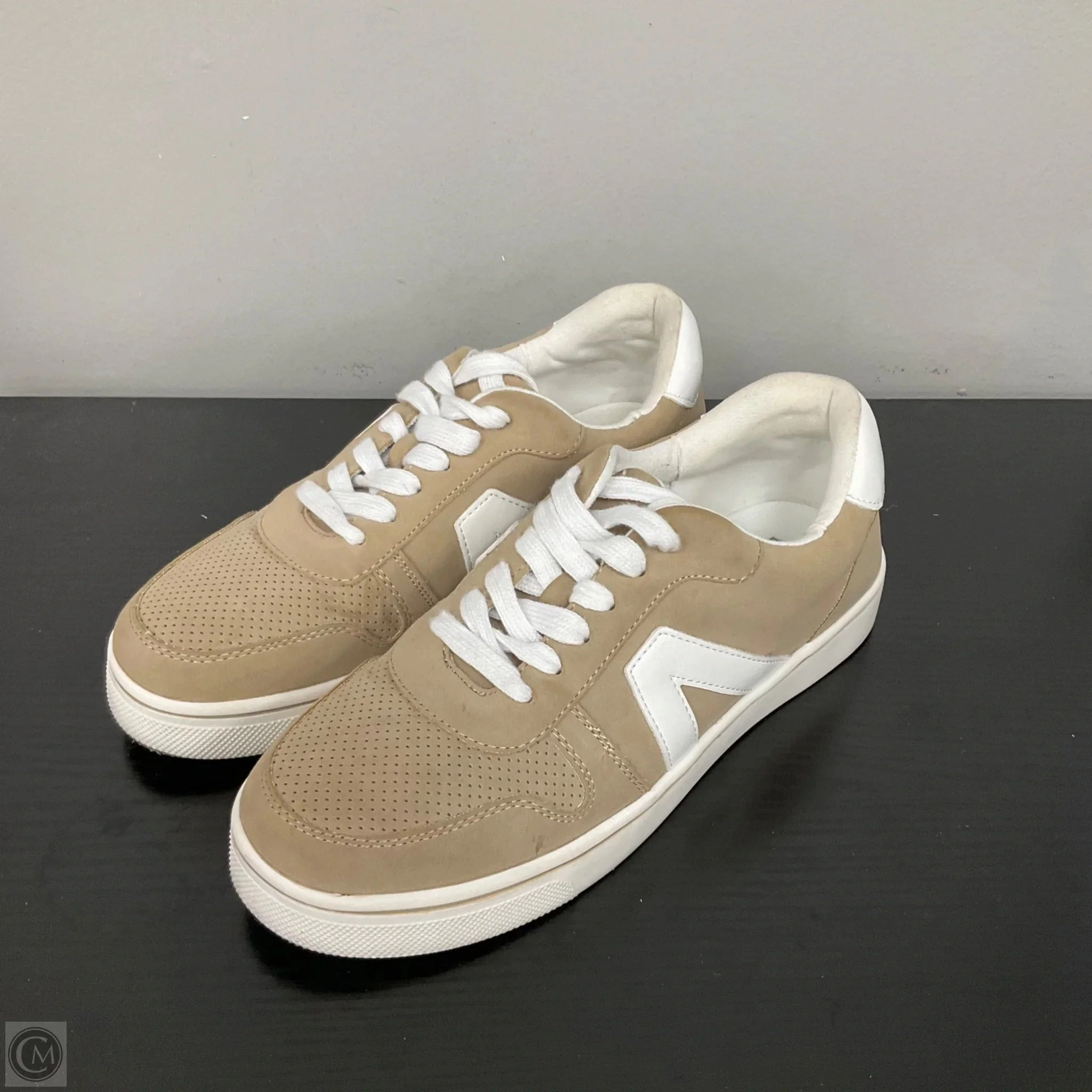 Shoes Sneakers By Mia In Tan, Size: 7.5 Anti Fatigue Footbeds