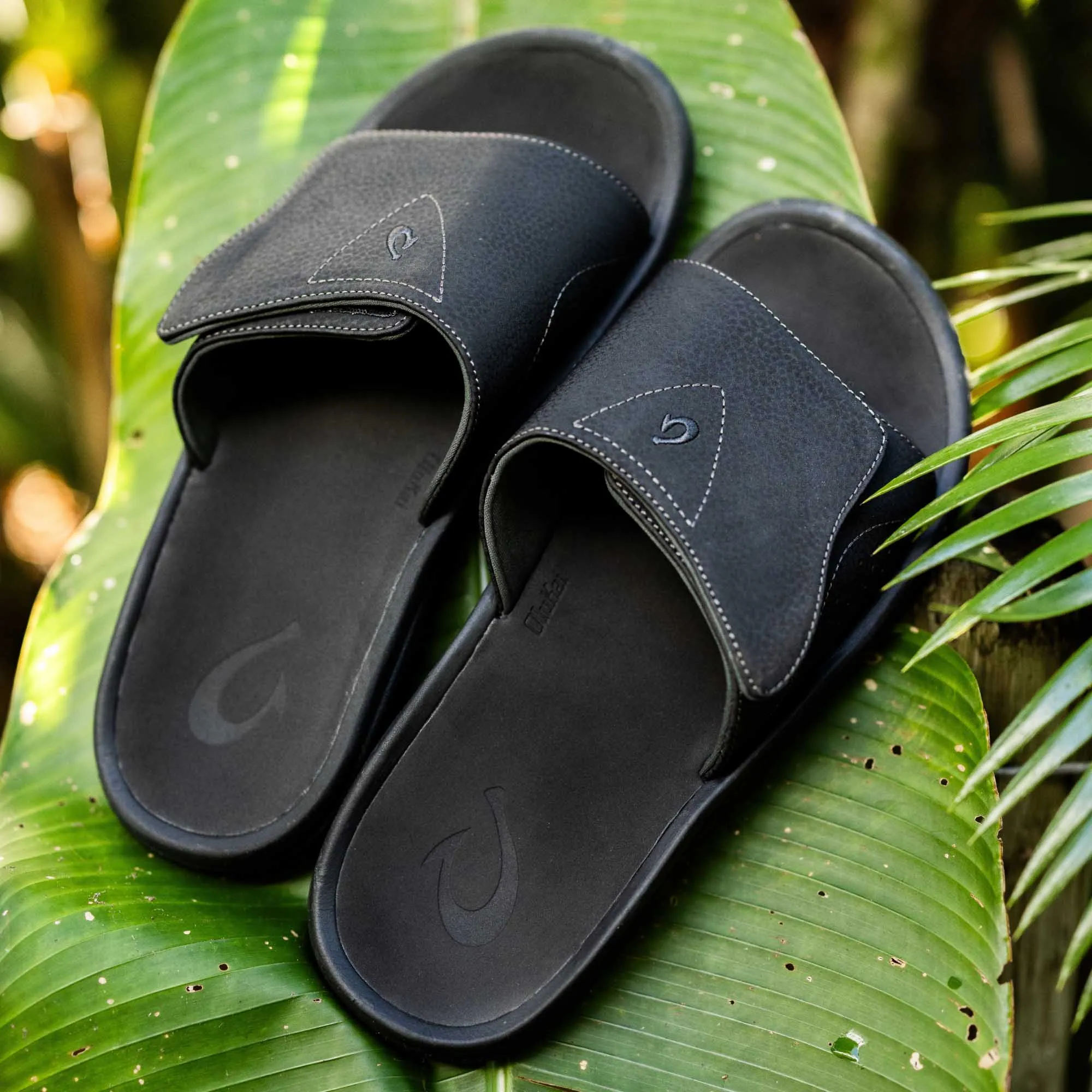 Easy To Clean Nalu Slide - Black