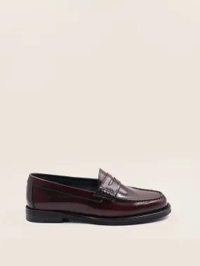 Napoli Bordeaux Loafer Design Mood