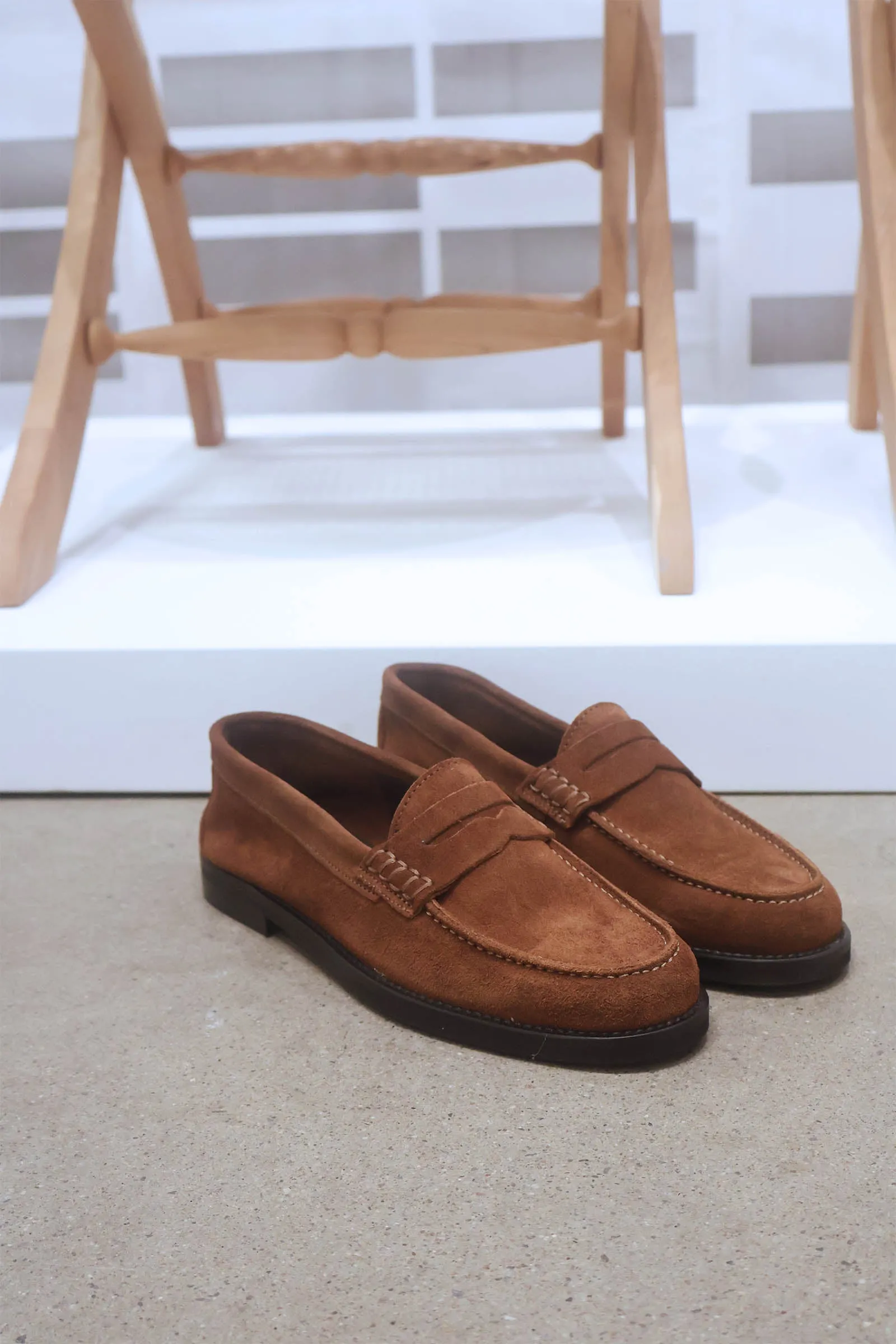 Hope Step fire night Napoli Tan Suede Loafer