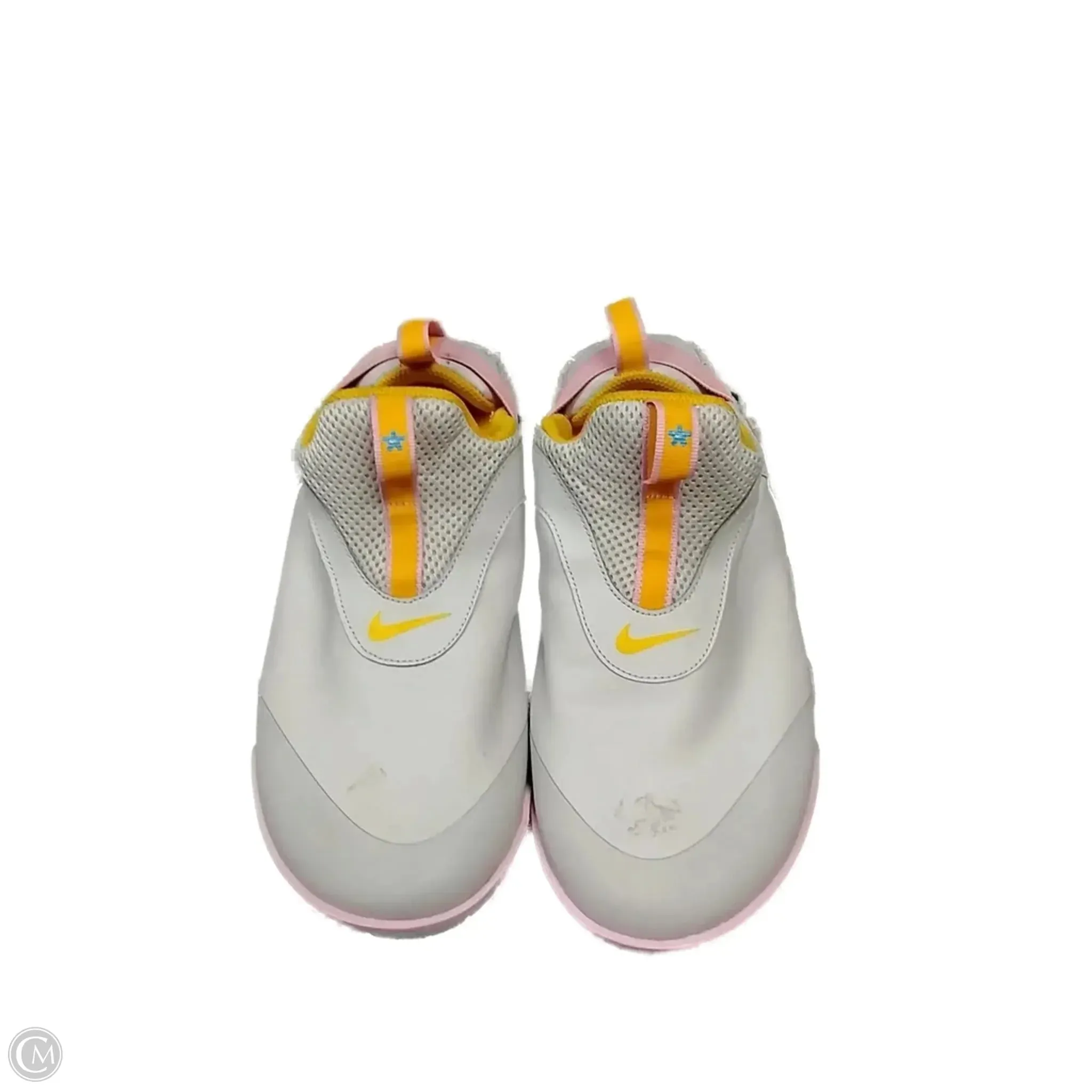 Road grip Neutral Pace Shoes Sneakers By Nike In Grey & Yellow, Size: 8.5
