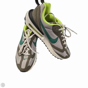 Shoes Sneakers By Nike In Beige, Size: 7.5 Breathable Outsole Vents