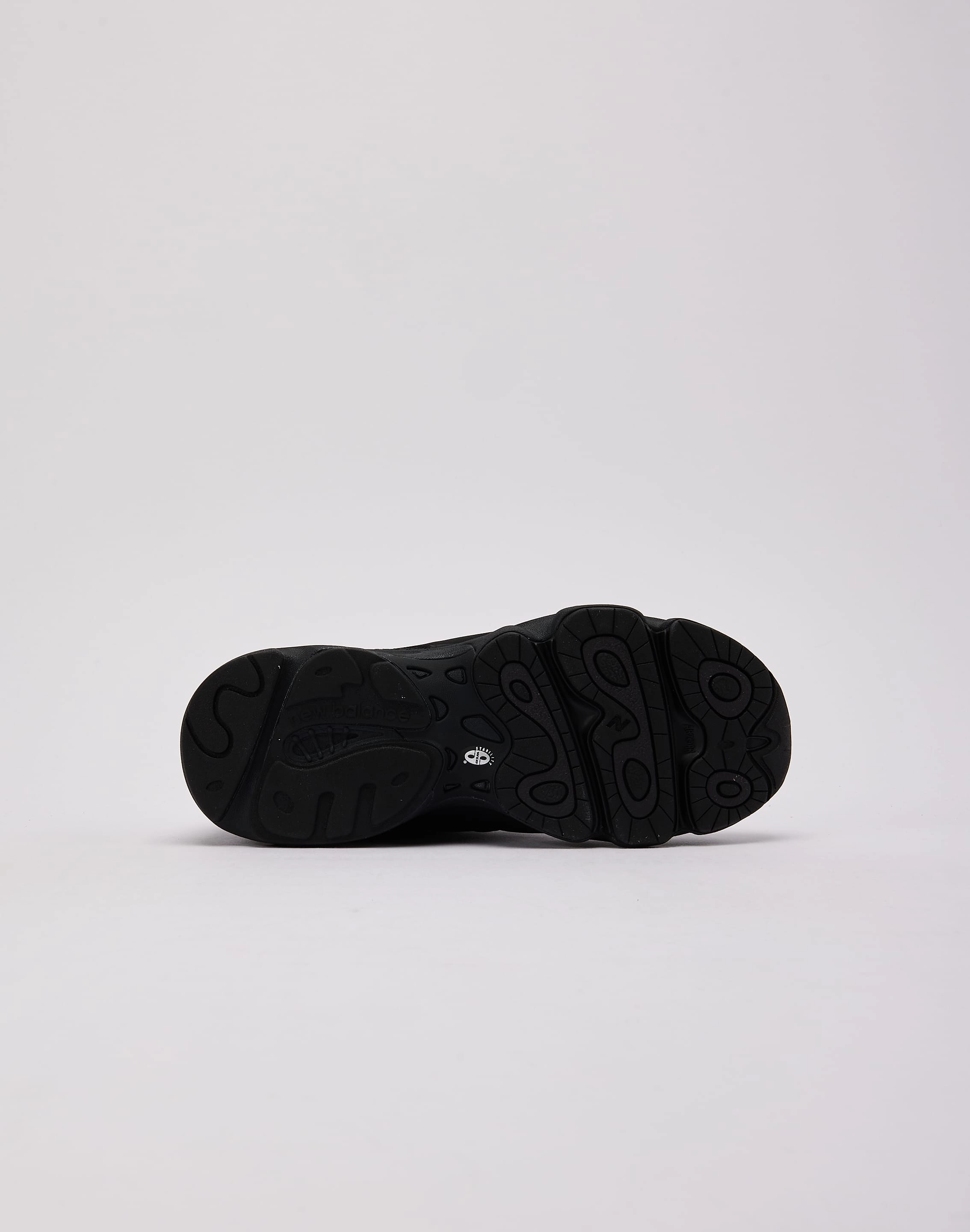 youth enthusiasm New Balance 1000 Grade-School