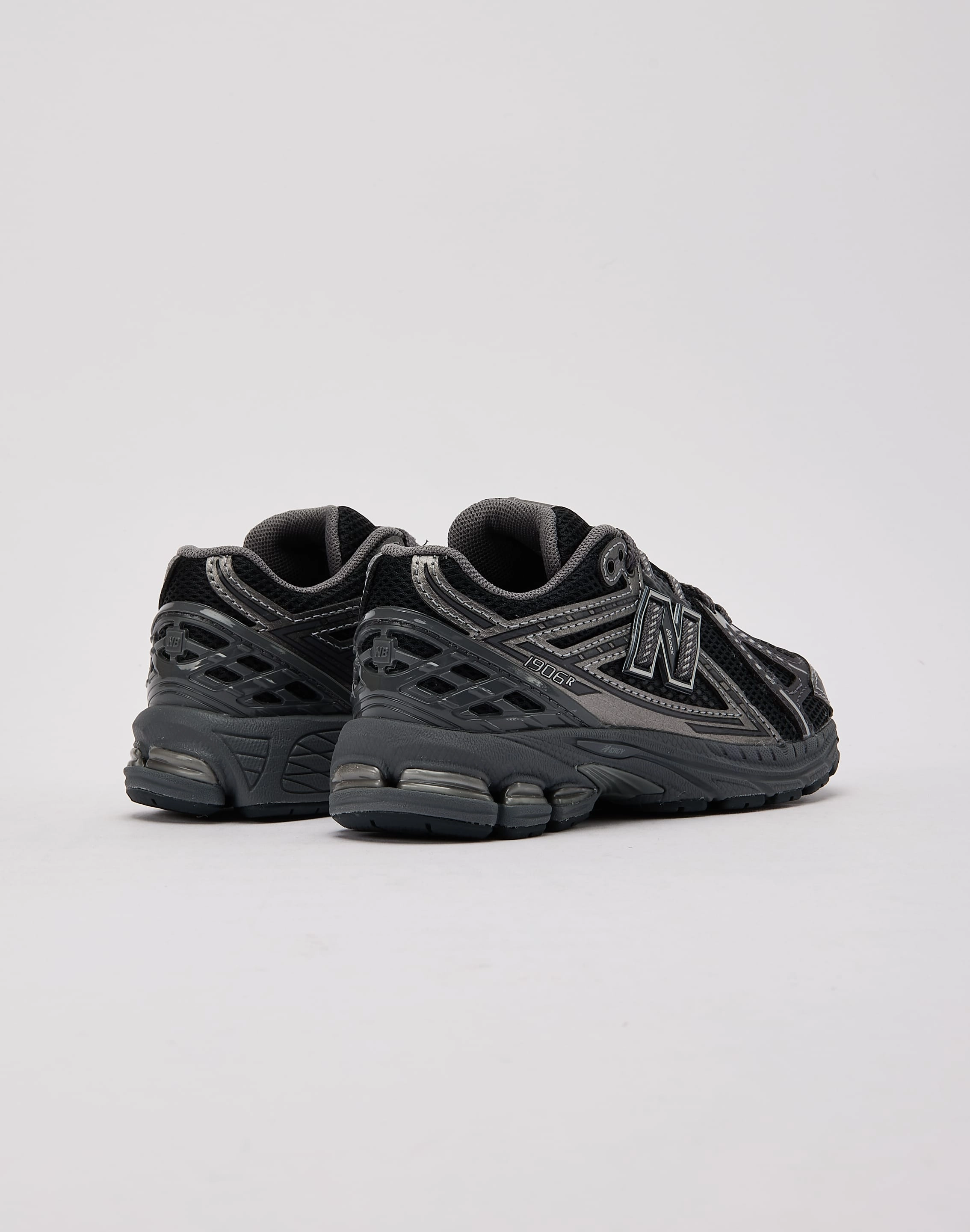 New Balance 1906R Pre-School foam insole shoes