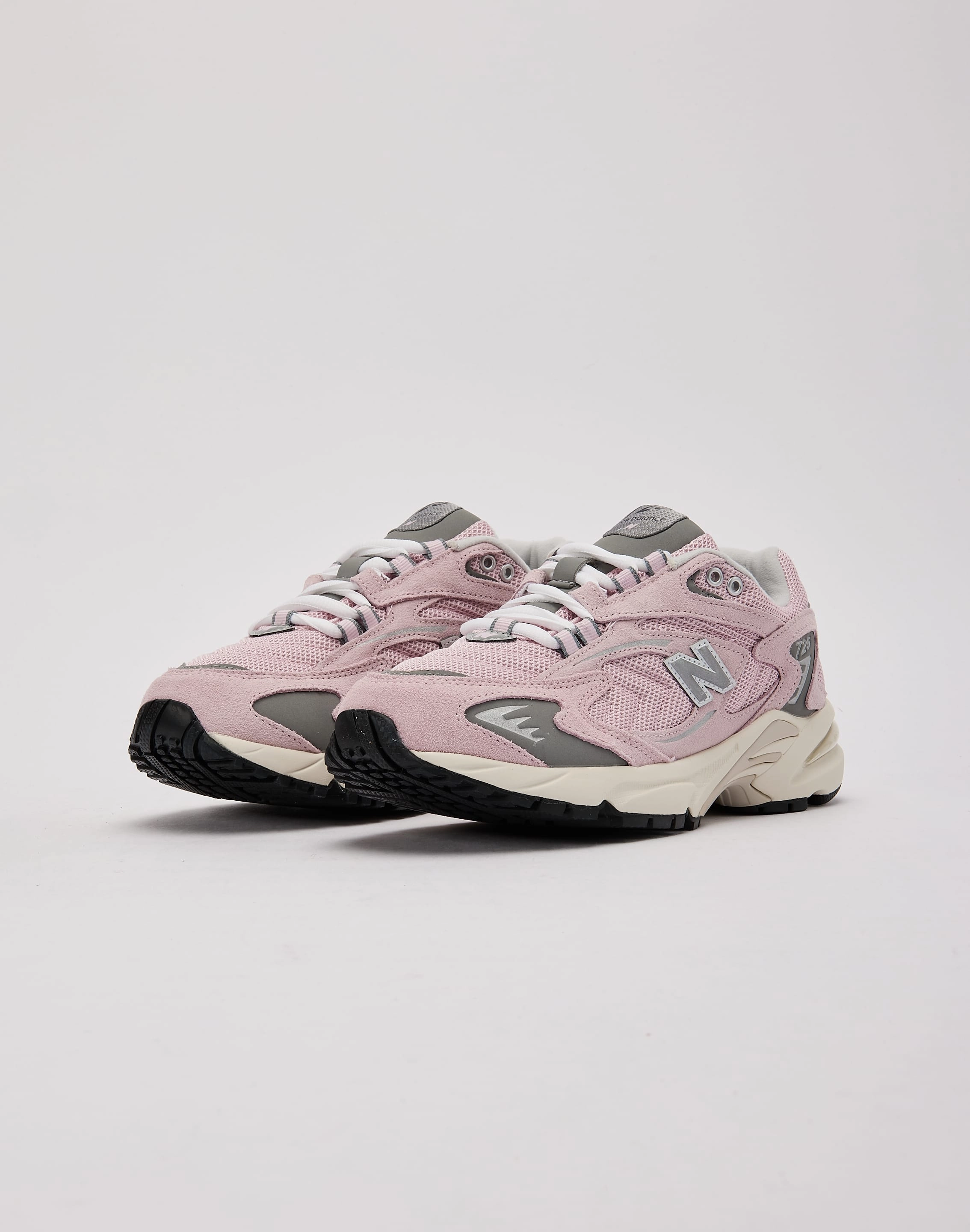 kids' shoe look outdoor - wear shoes New Balance 725v1 Grade-School