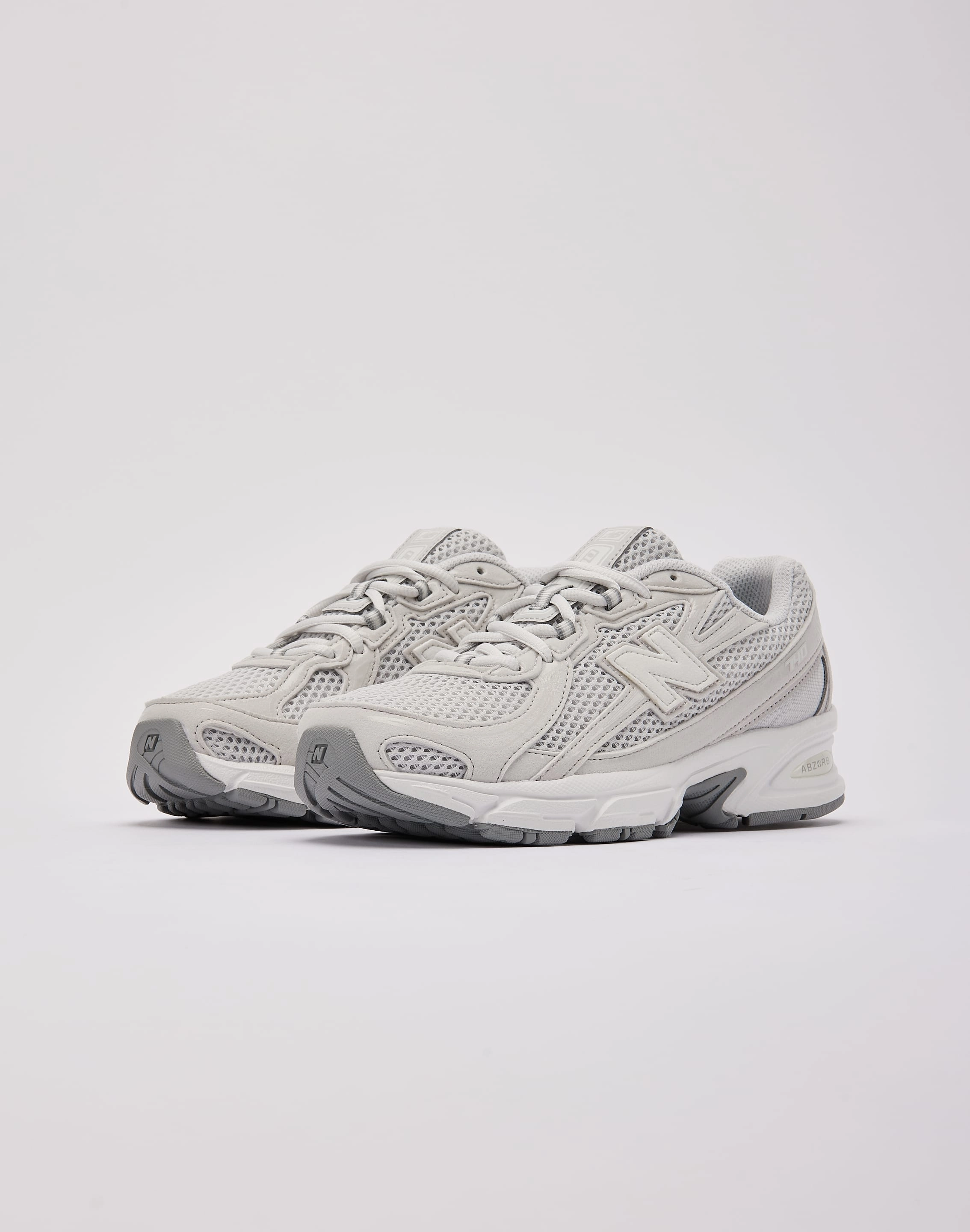 New Balance 740 Grade-School Stair Workout