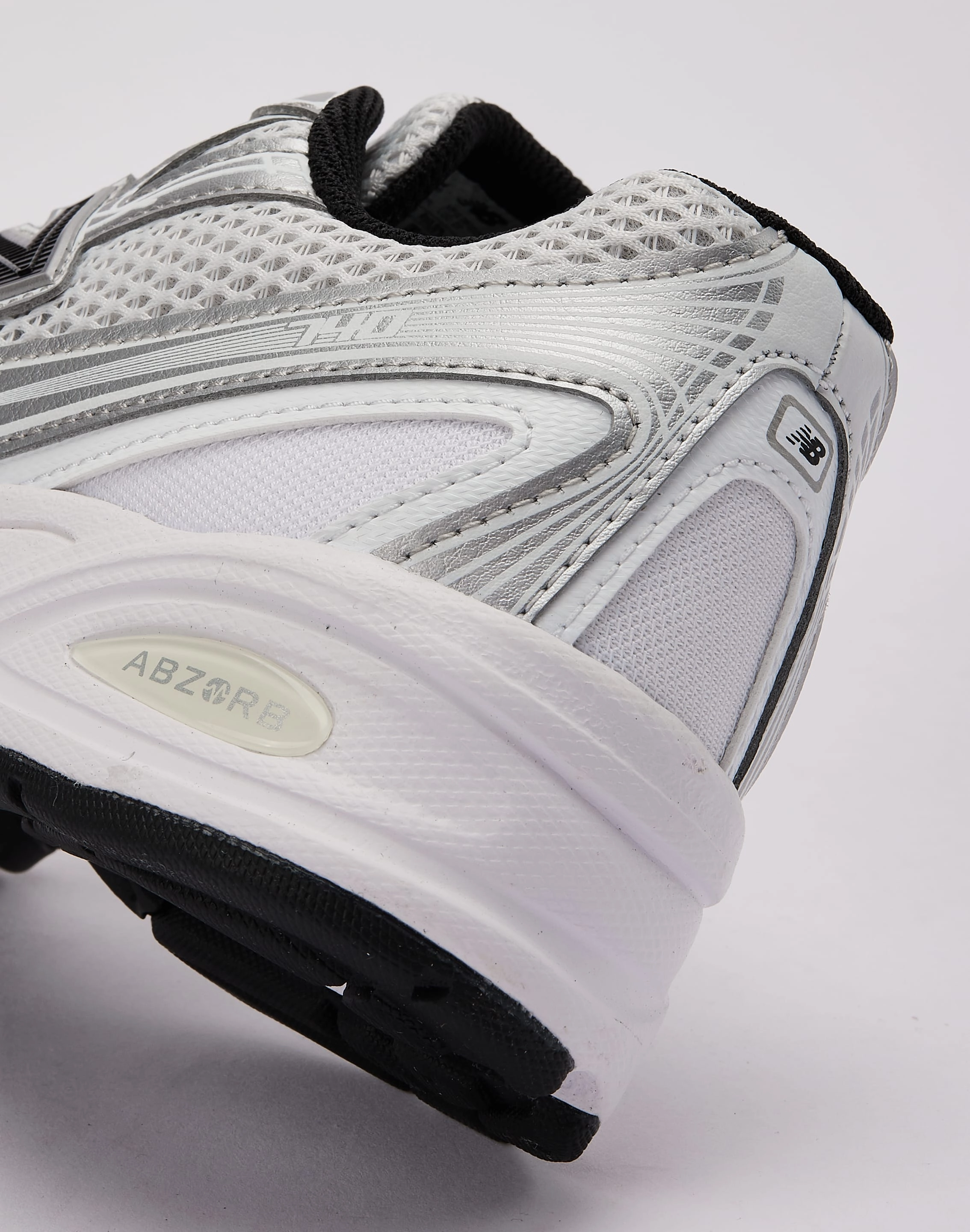 Dynamic Rebound Technology New Balance 740 Grade-School