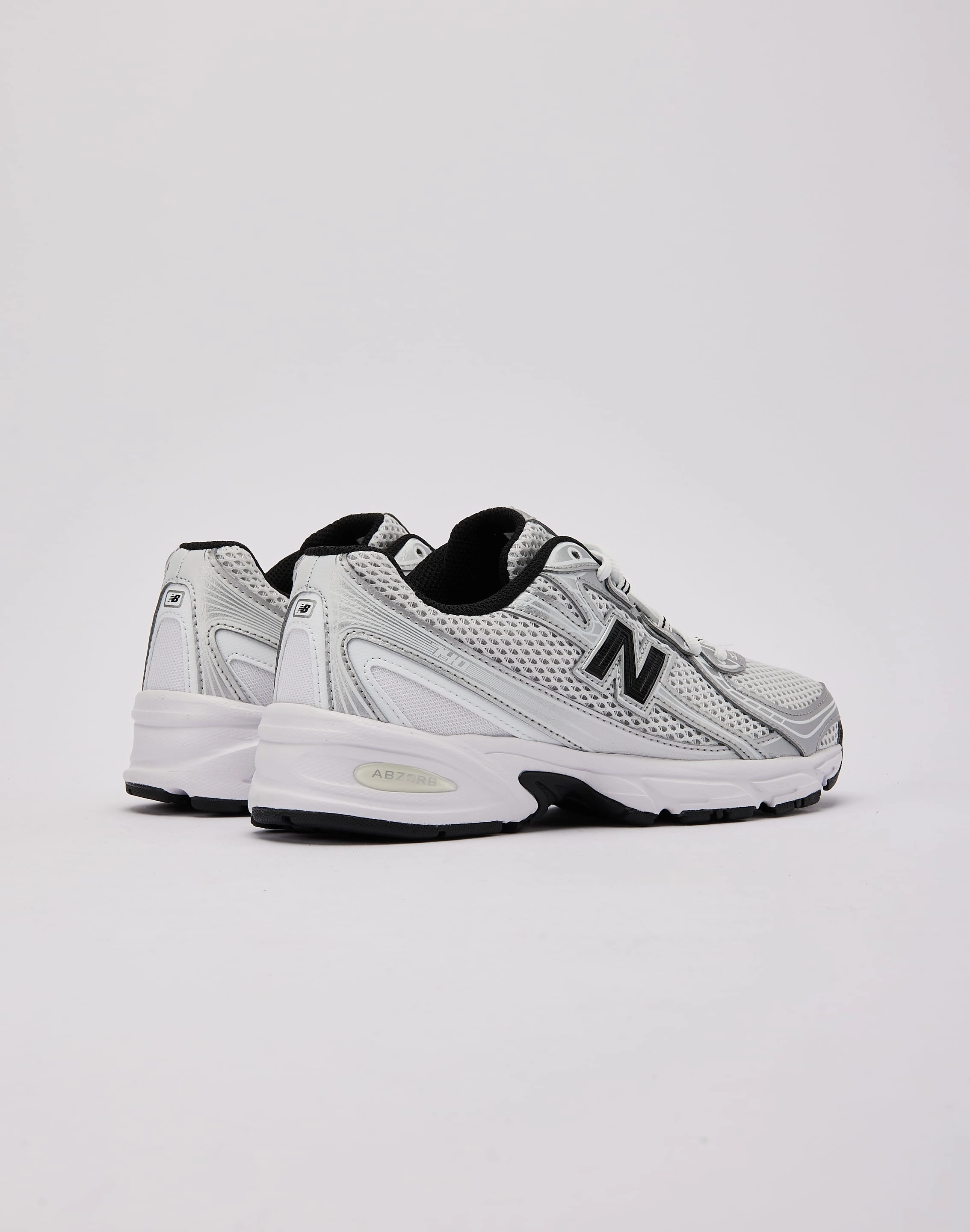 New Balance 740 Grade-School beginner - friendly