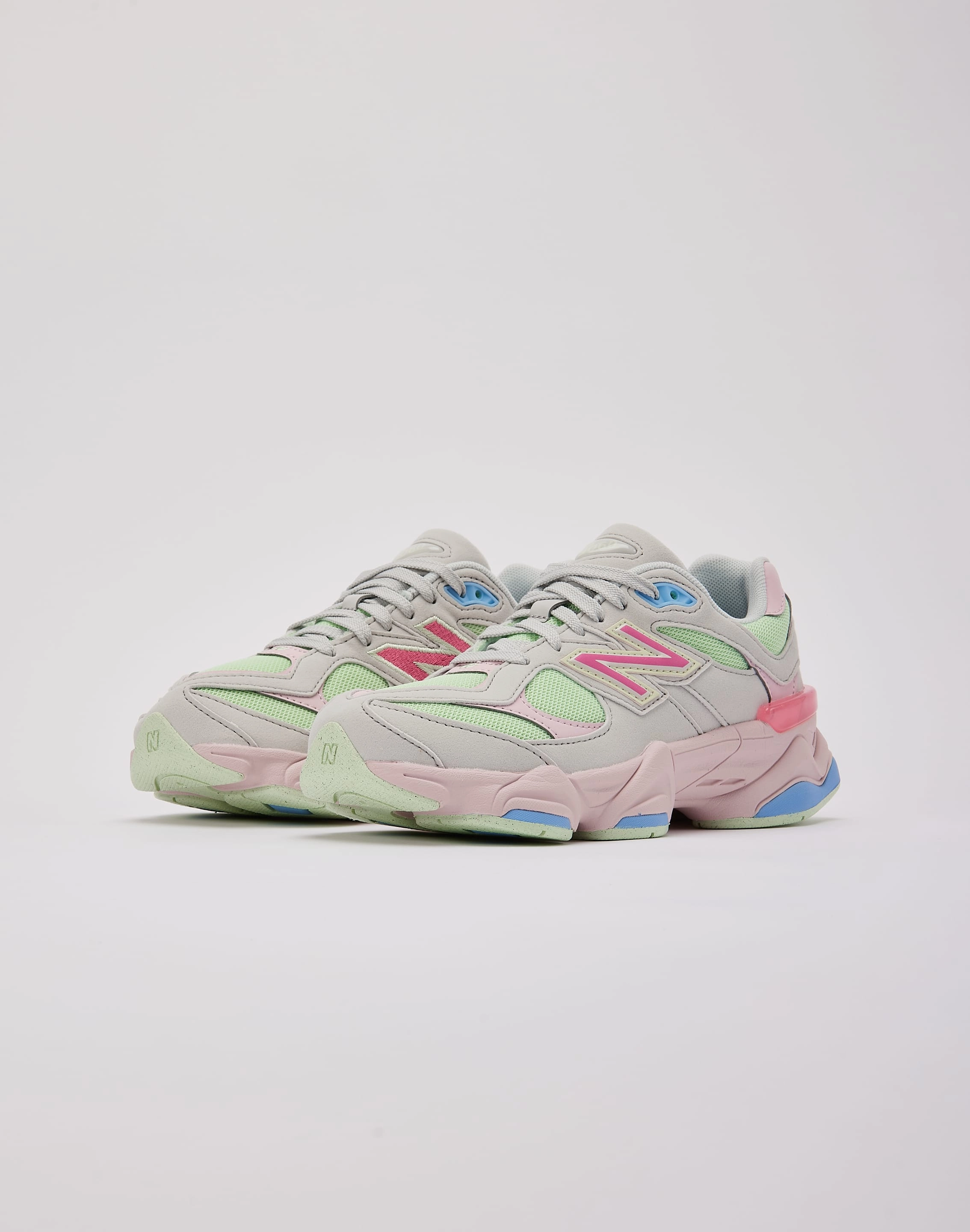 Neutral Stride Engineering New Balance 9060 Grade-School