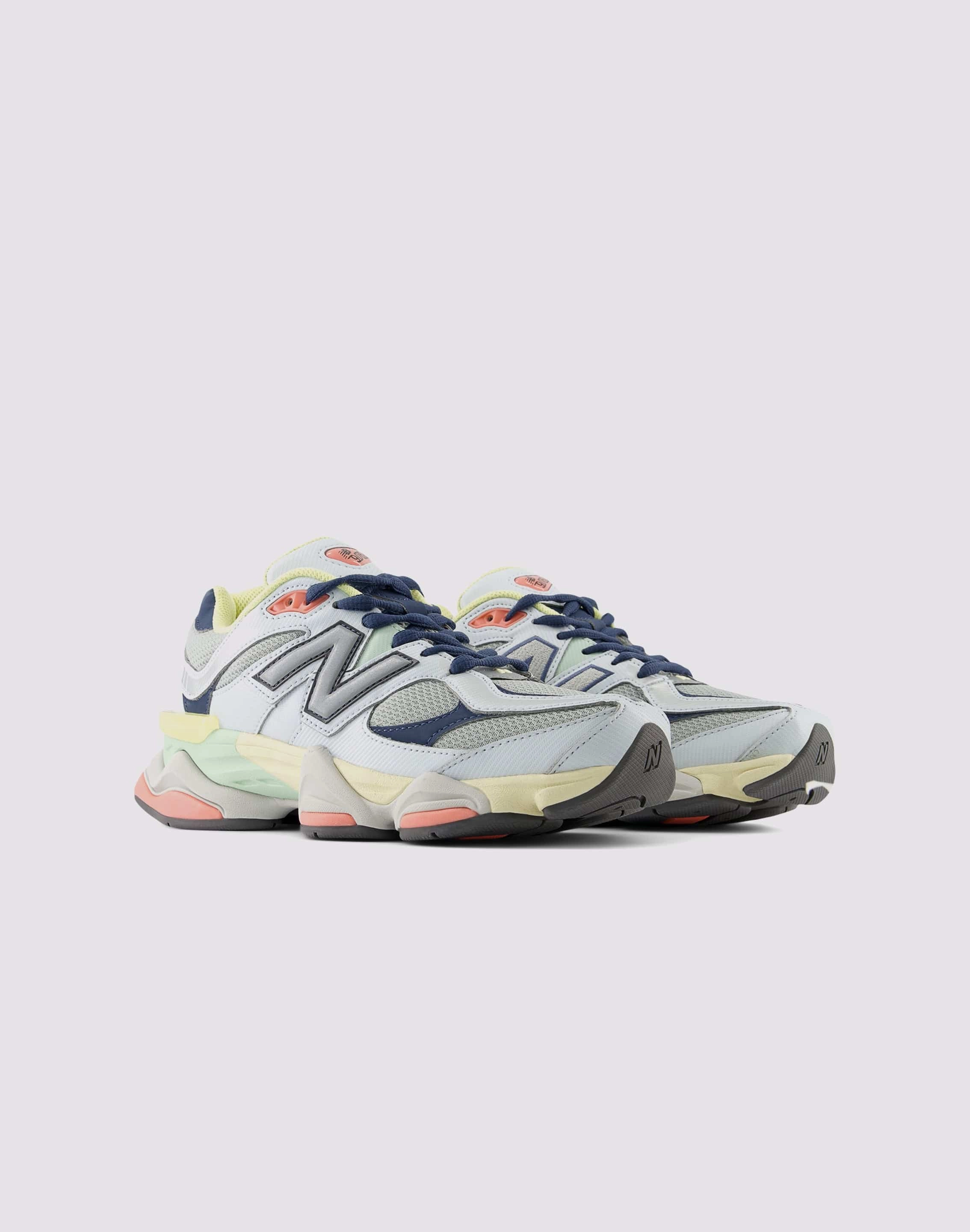 New Balance 9060 Grade-School Toe box space fixed - insole - feature shoes