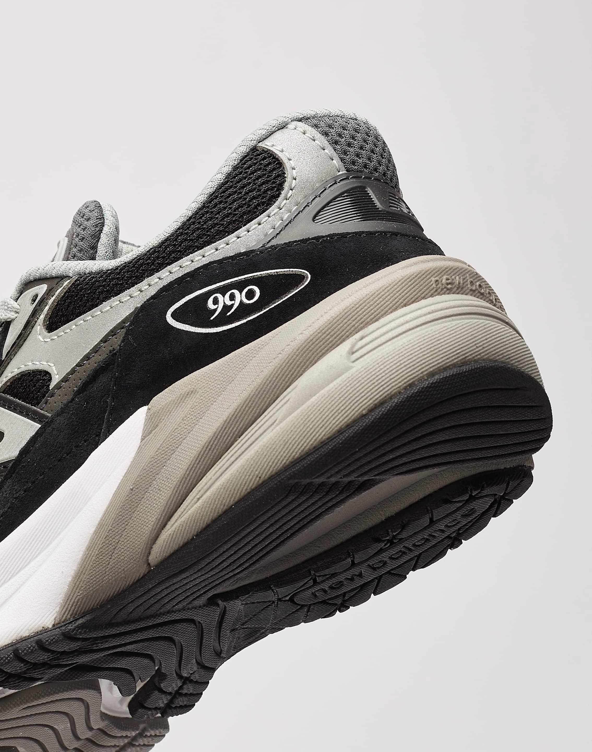 high - profile shoes lightweight upper shoes New Balance 990v6 Pre-School