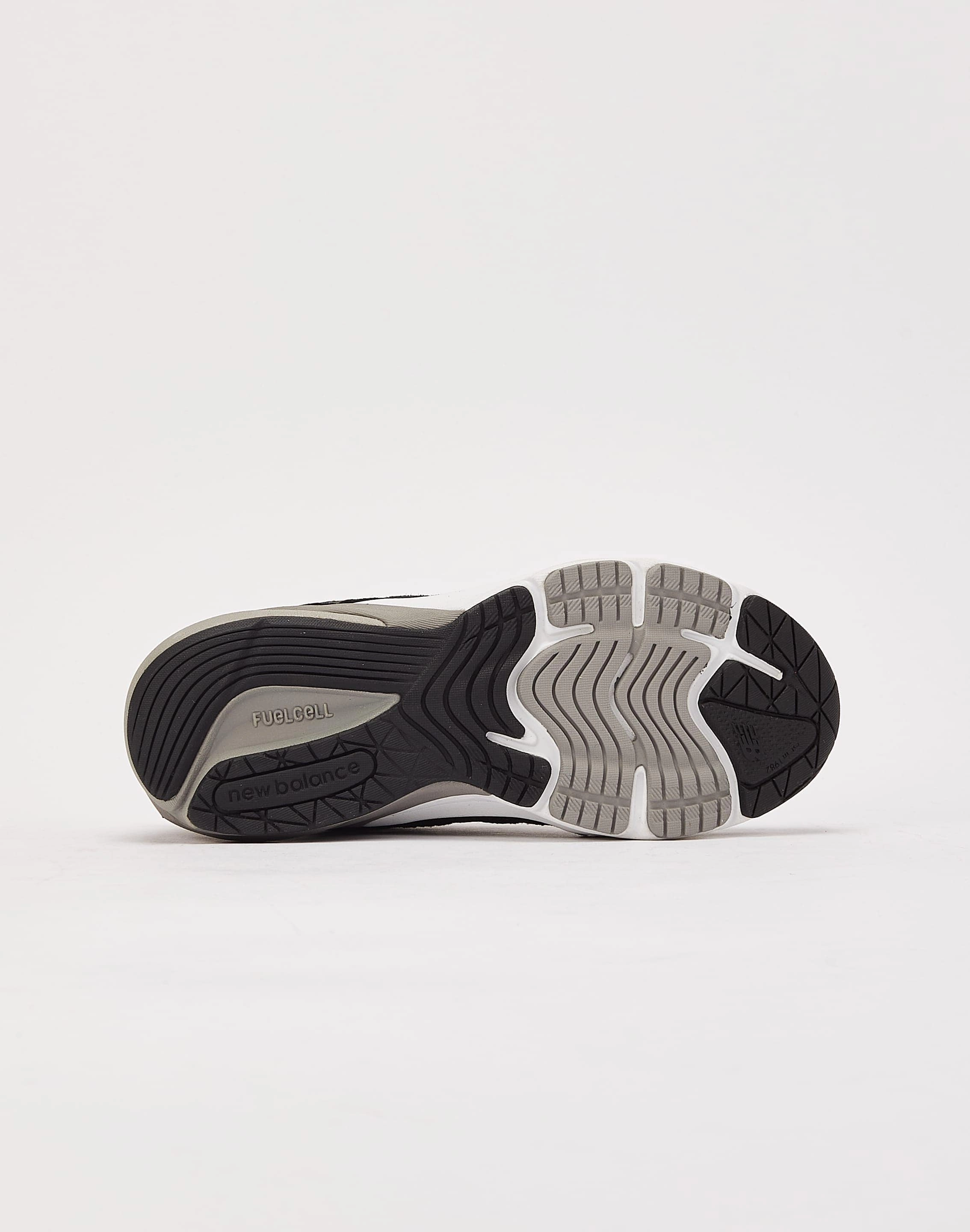 Light color option seasonal - themed running gear New Balance 990v6 Pre-School