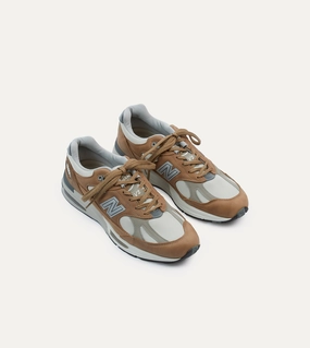 Young Mood New Balance Coco Mocca Made in UK 991v2 Trainers