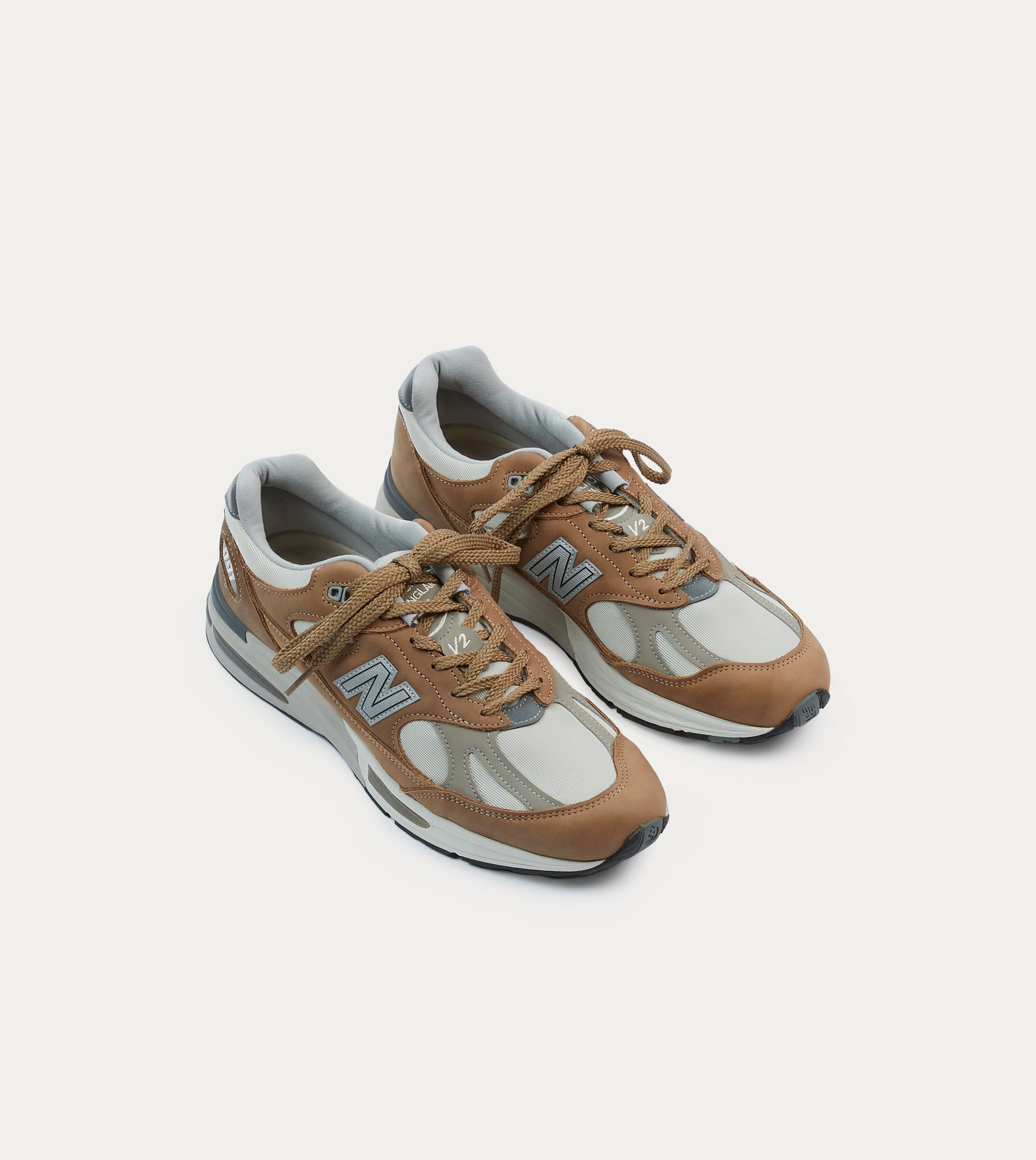 Young Mood New Balance Coco Mocca Made in UK 991v2 Trainers