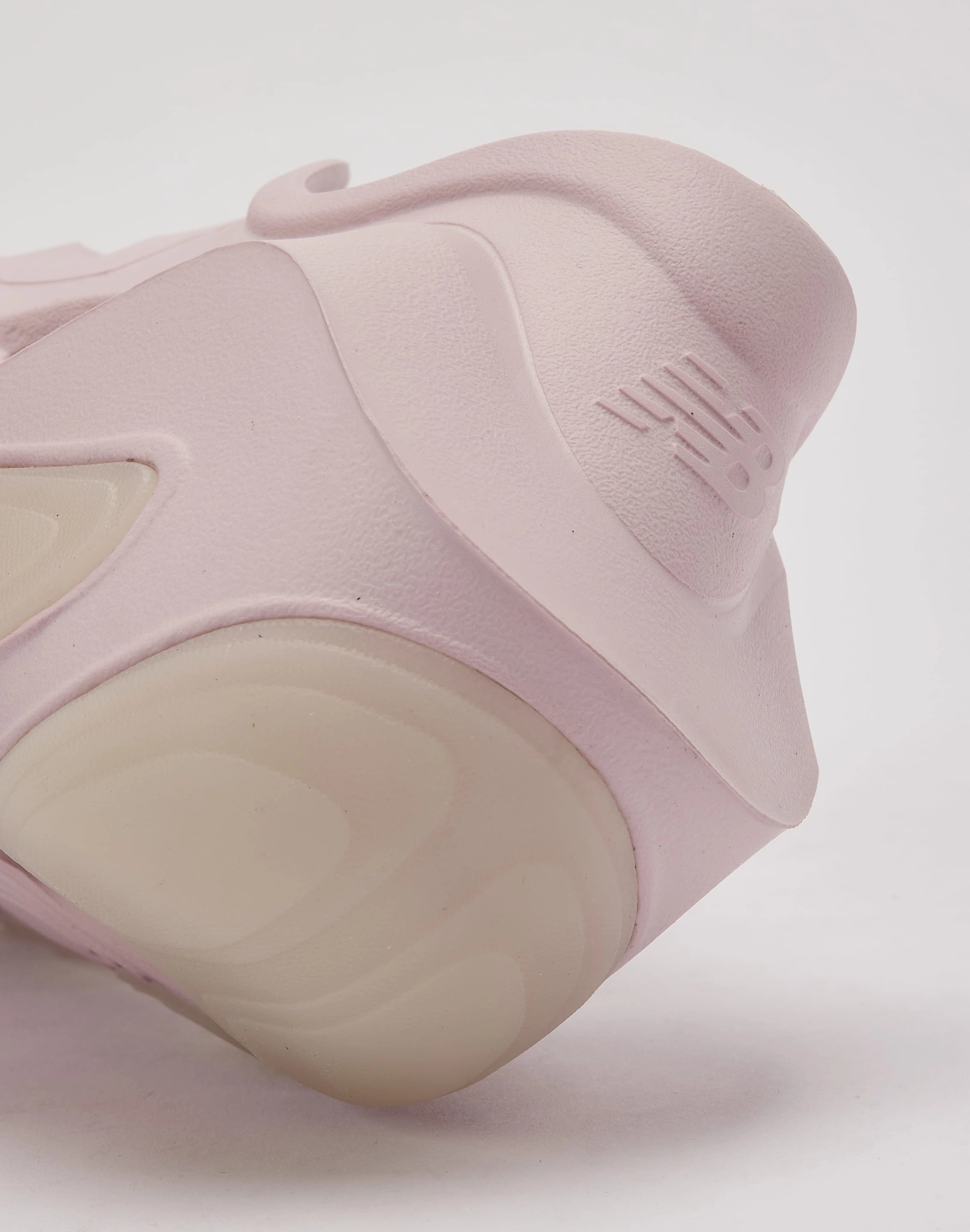 Ultra Light Hiking Trails Smooth zipper closure New Balance Fresh Foam X RCVRY