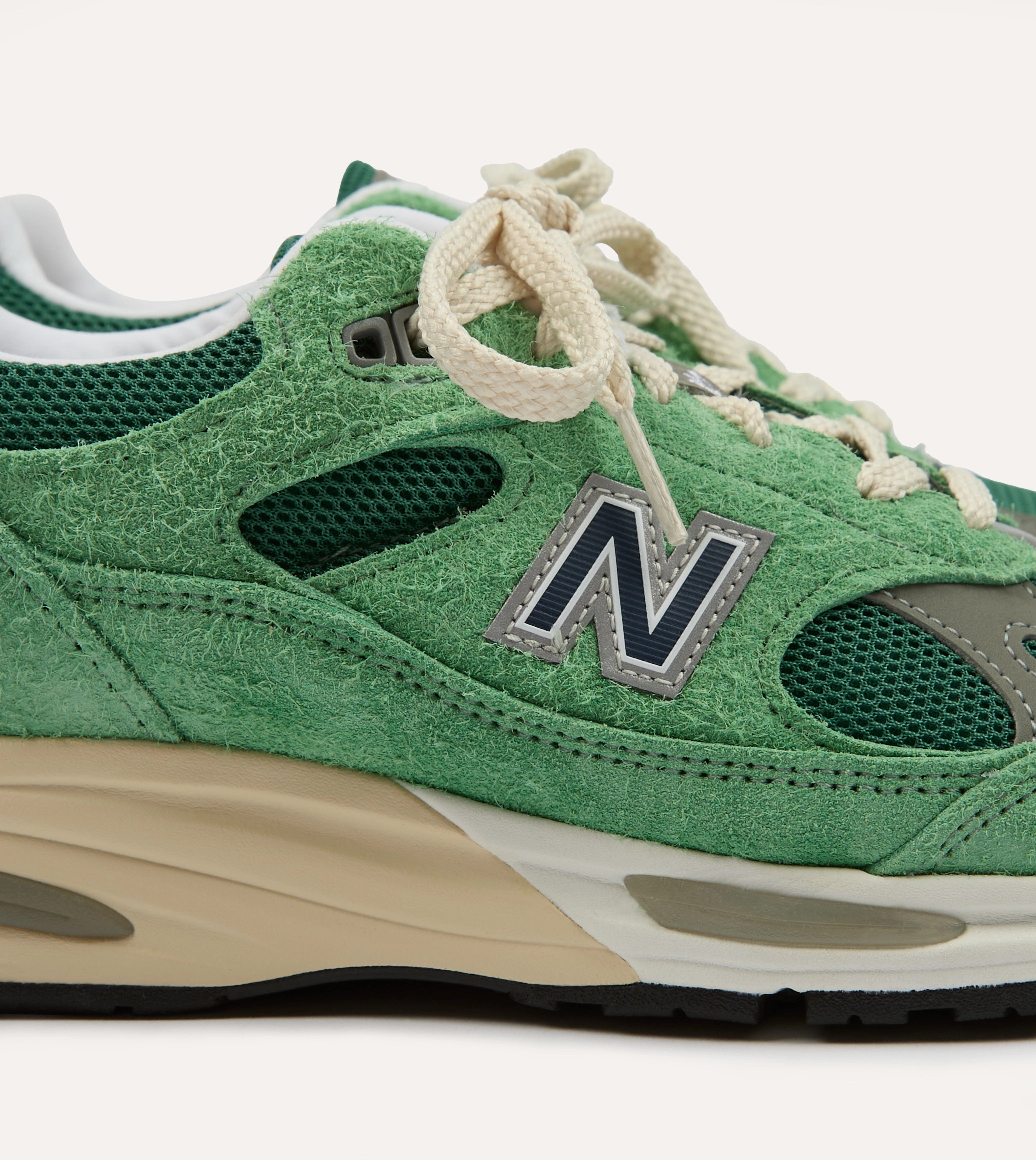 Slip Resistant Design Hero Walk New Balance Green 'Grounded Pastels' Made in UK 991v2 Trainers
