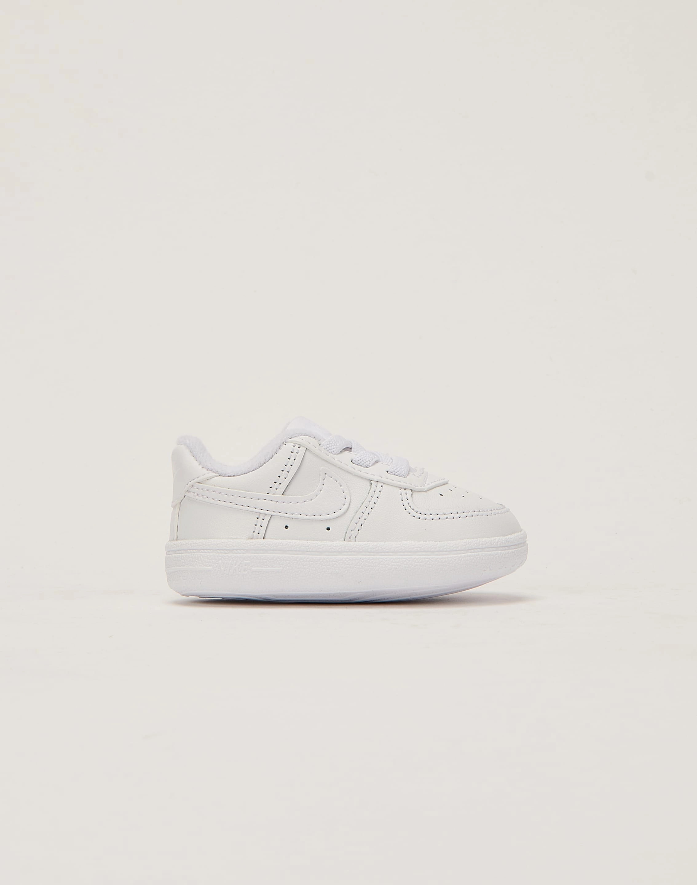 Wide toe box NonTreadPattern Nike Air Force 1 Crib Bootie Infant
