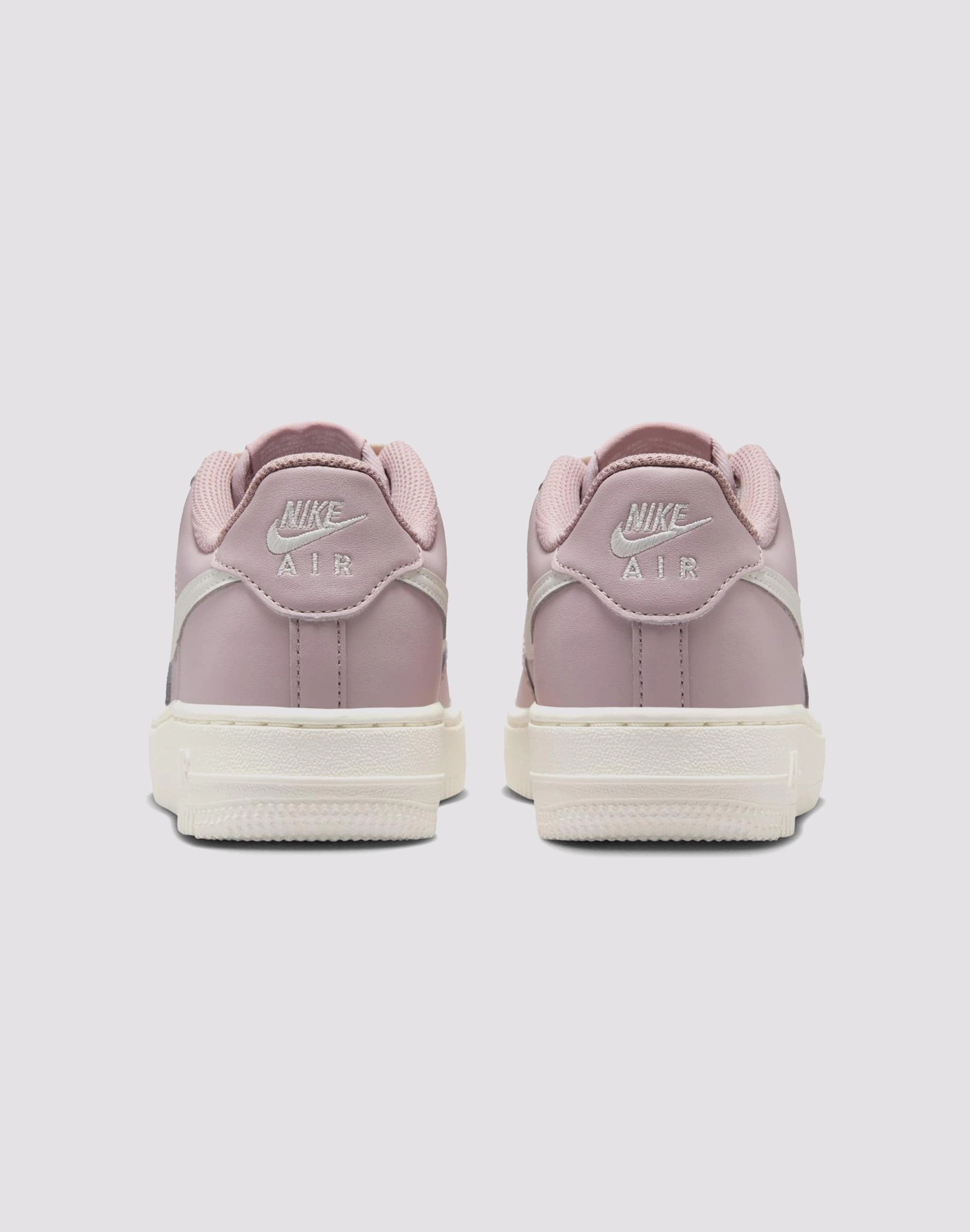 Elegant kids' looks Nike Air Force 1 Low Grade-School