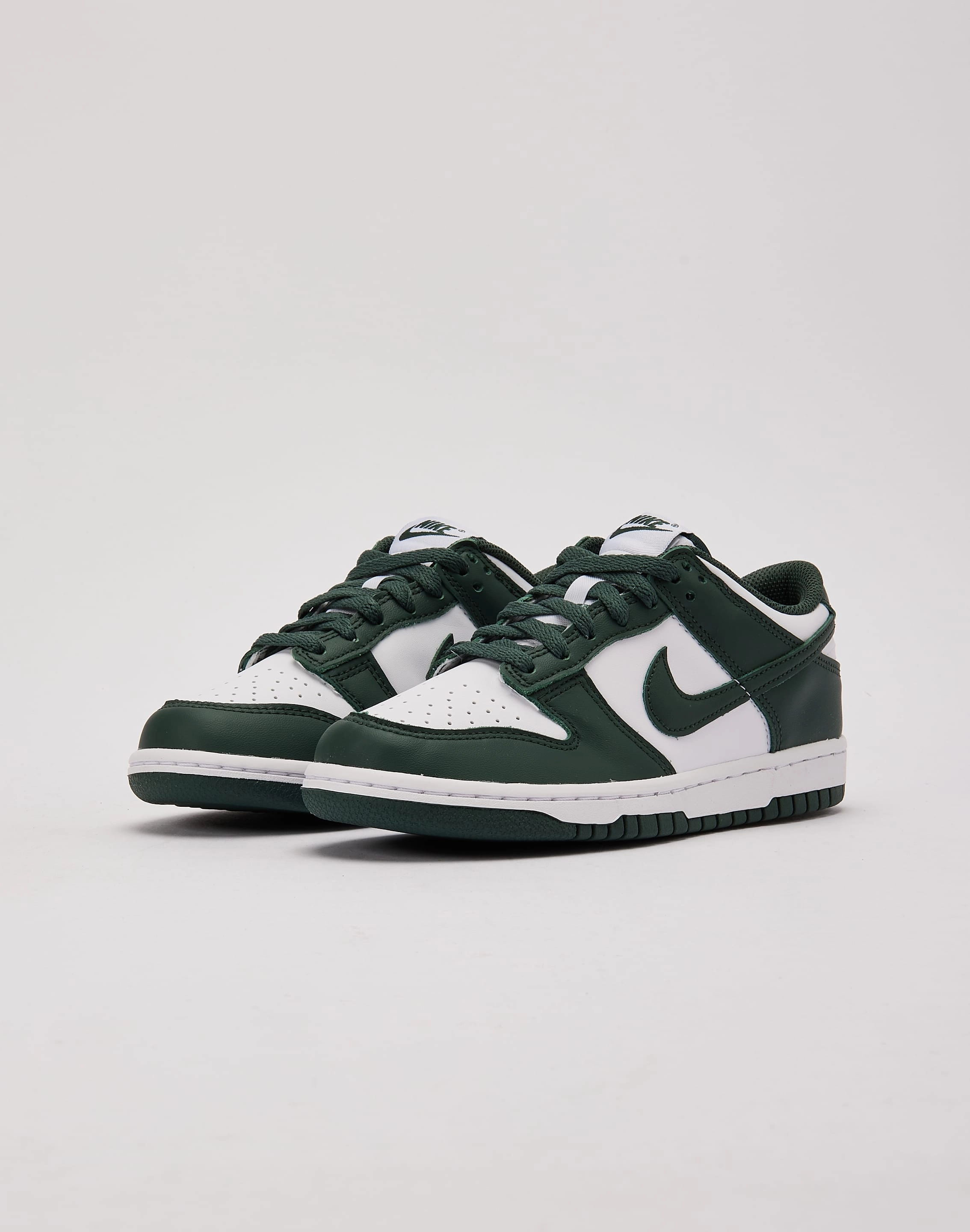 Nike Dunk Low Grade-School Trendy kids' shoes