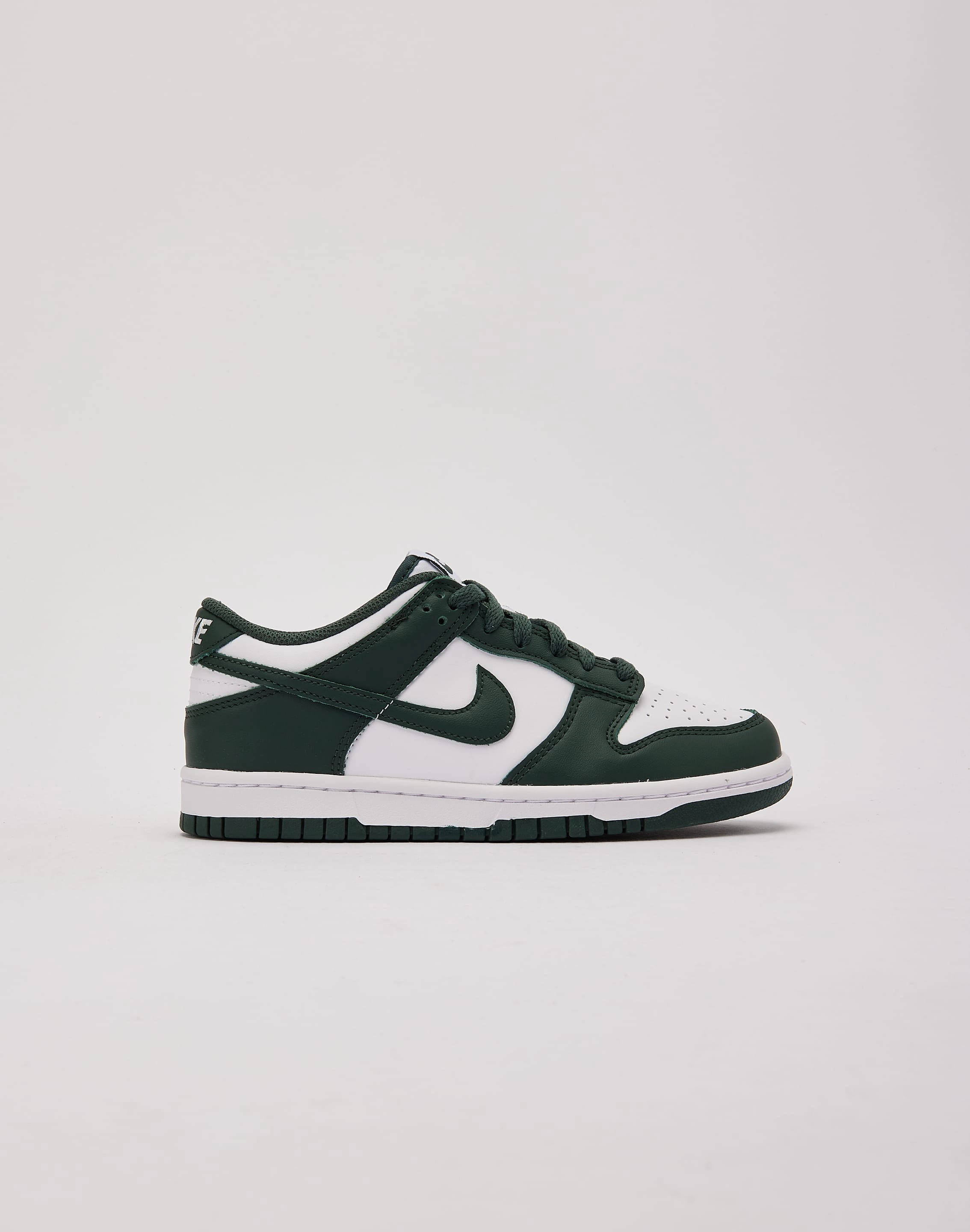 Slip On Style Nike Dunk Low Grade-School