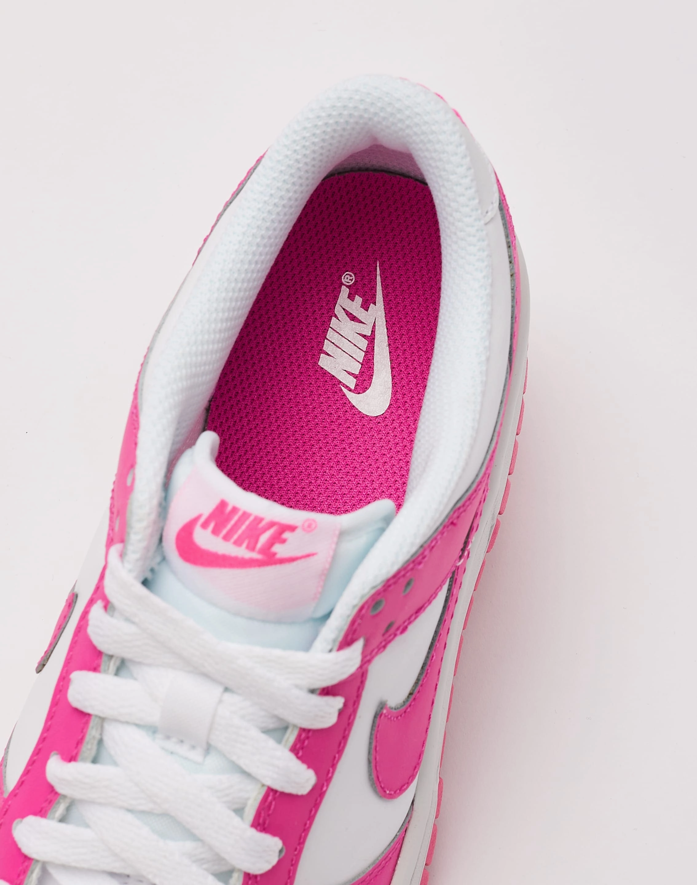 Nike Dunk Low Grade-School Beach - friendly kids' shoes