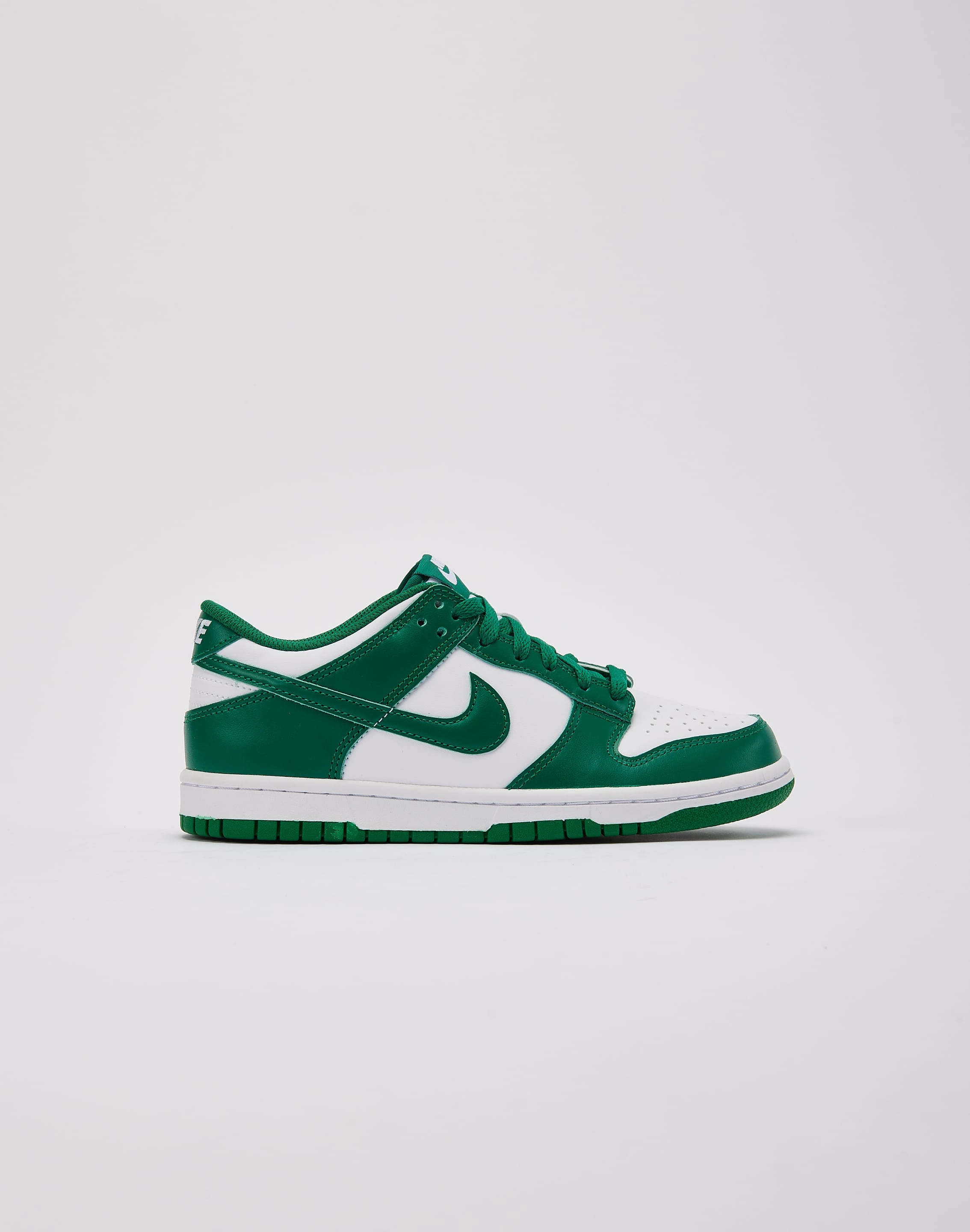 Nike Dunk Low Grade-School Wide toe box Toddler - sized shoes