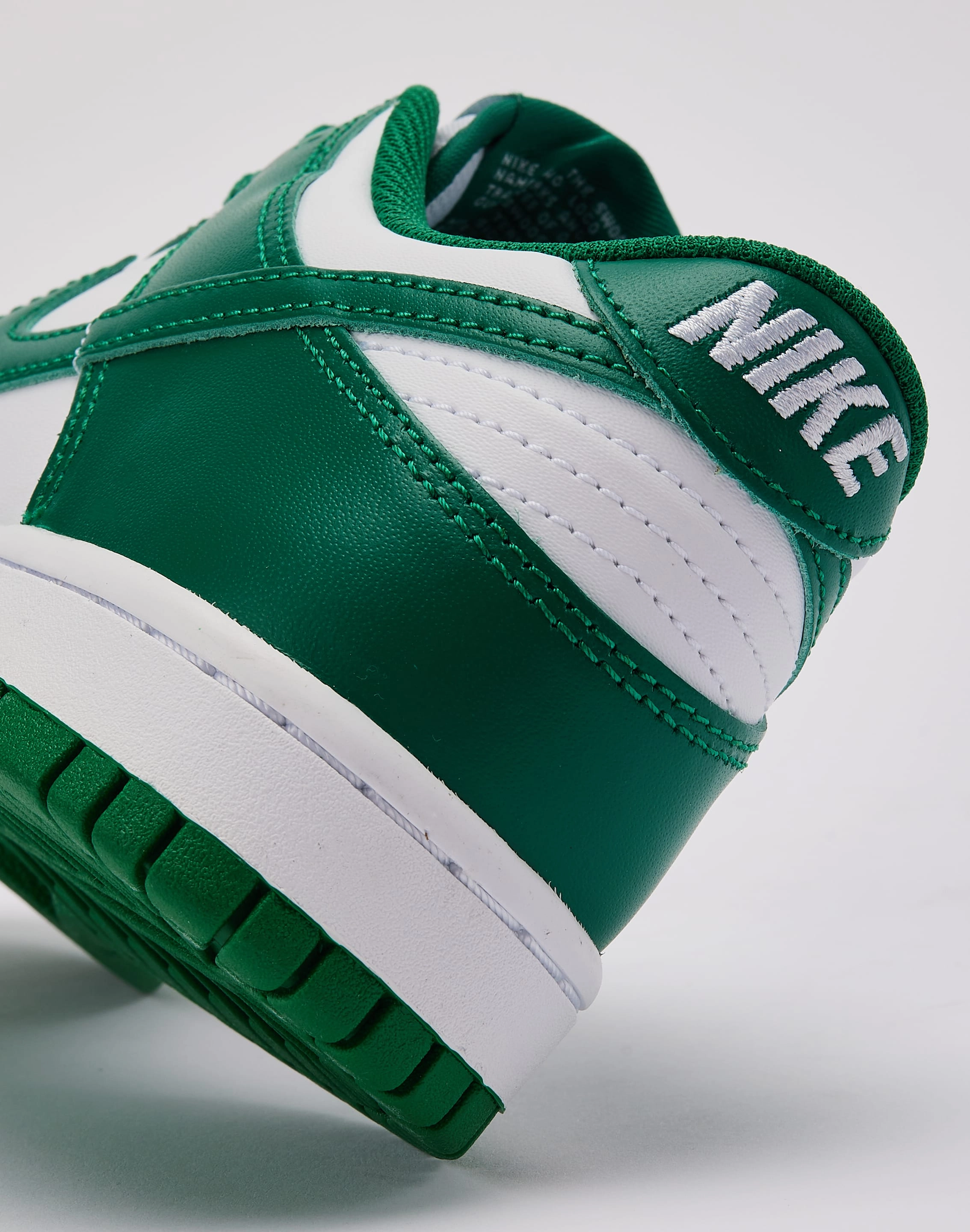 FlexibleRubber RecycledComponent Nike Dunk Low Grade-School
